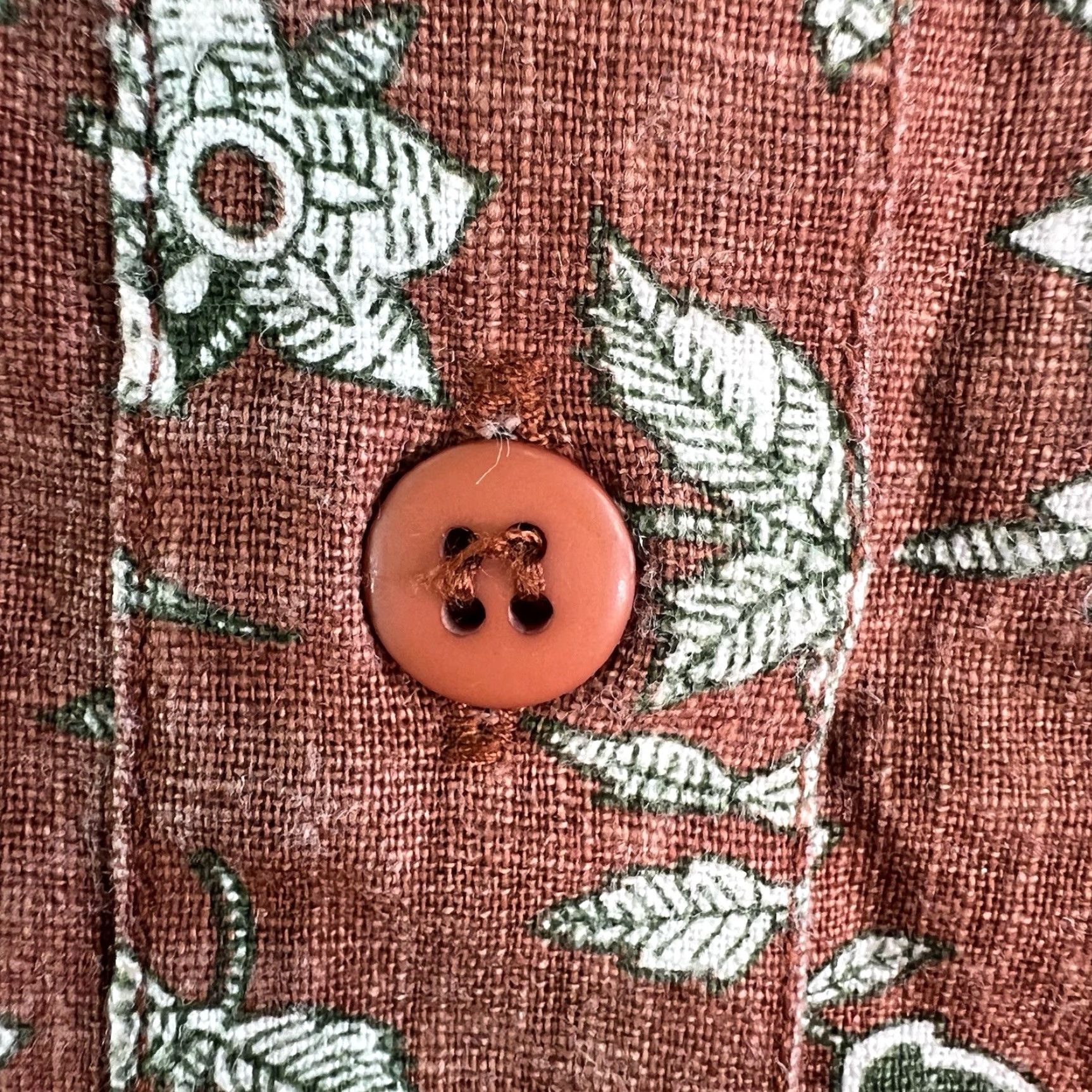 Vintage Gitano Button-Up Shirt Women’s 18W Brown Floral Short Sleeve Size XXL / US 16-18 / IT 52-54 - 5 Thumbnail