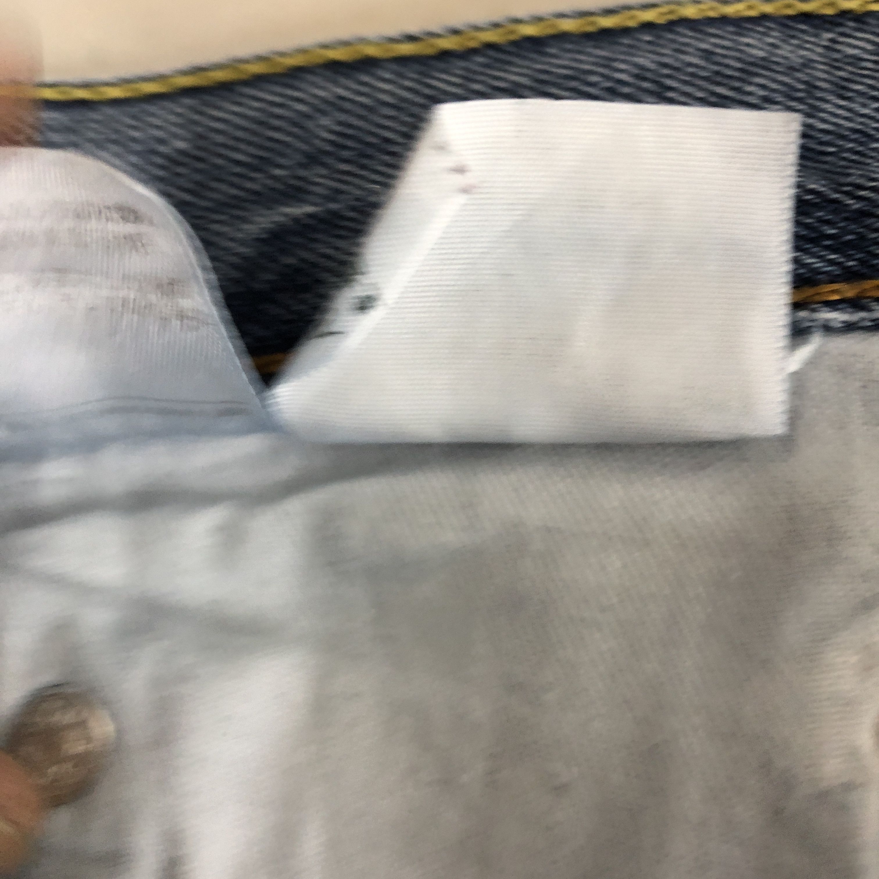 Levi's Vintage Levis 550 Ripped Jeans Levi's Light Wahs Faded Denim Size US 32 / EU 48 - 6 Thumbnail