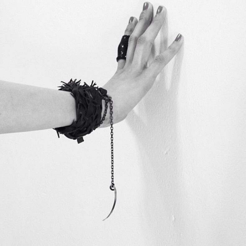 DETAJ DETAJ Dual-Use Bracelet Necklace Size ONE SIZE - 1 Thumbnail