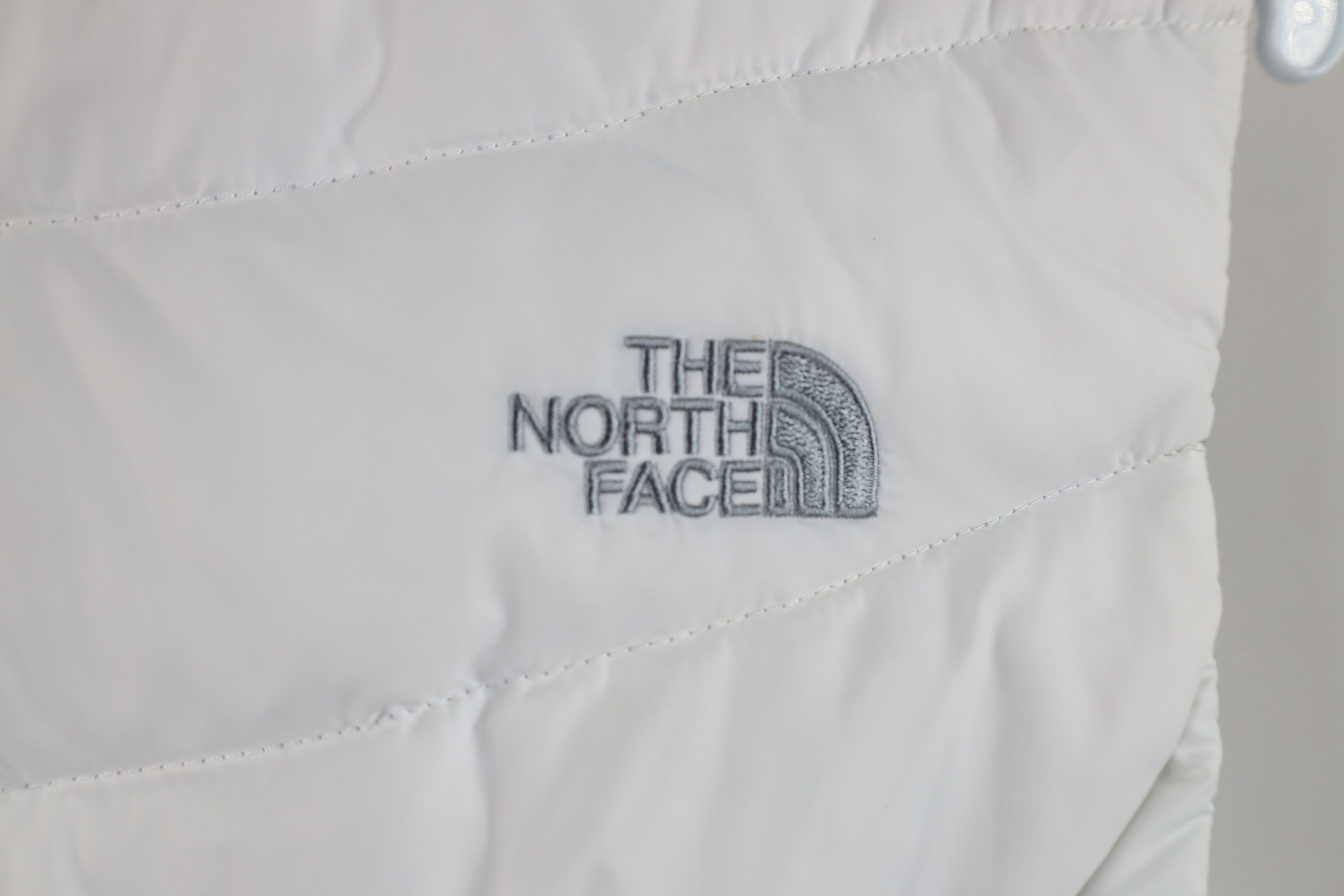 The North Face × Vintage The North Face II 550 Down Fill Puffer Vest Jacket White Size M / US 6-8 / IT 42-44 - 12 Thumbnail