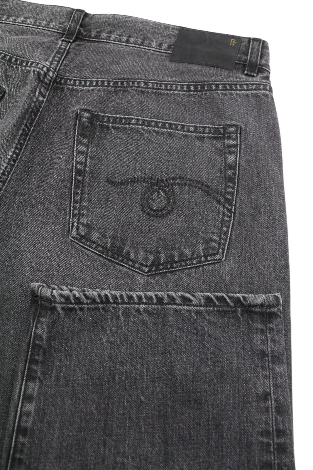 R13 BOYFRIEND 30 Wilson Black Faded Ankle Cropped Denim 85801 Size 30" / US 8 / IT 44 - 5 Thumbnail