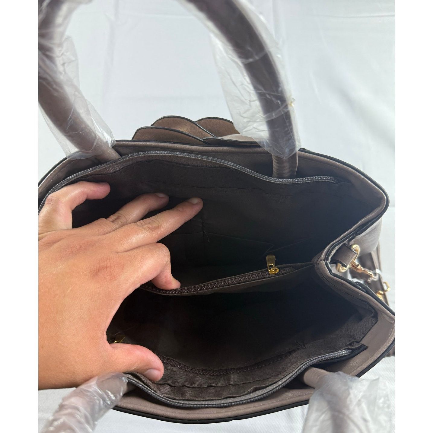 Other Stylish Women's Purse - New Without Tags, Great Condition! Size ONE SIZE - 2 Thumbnail