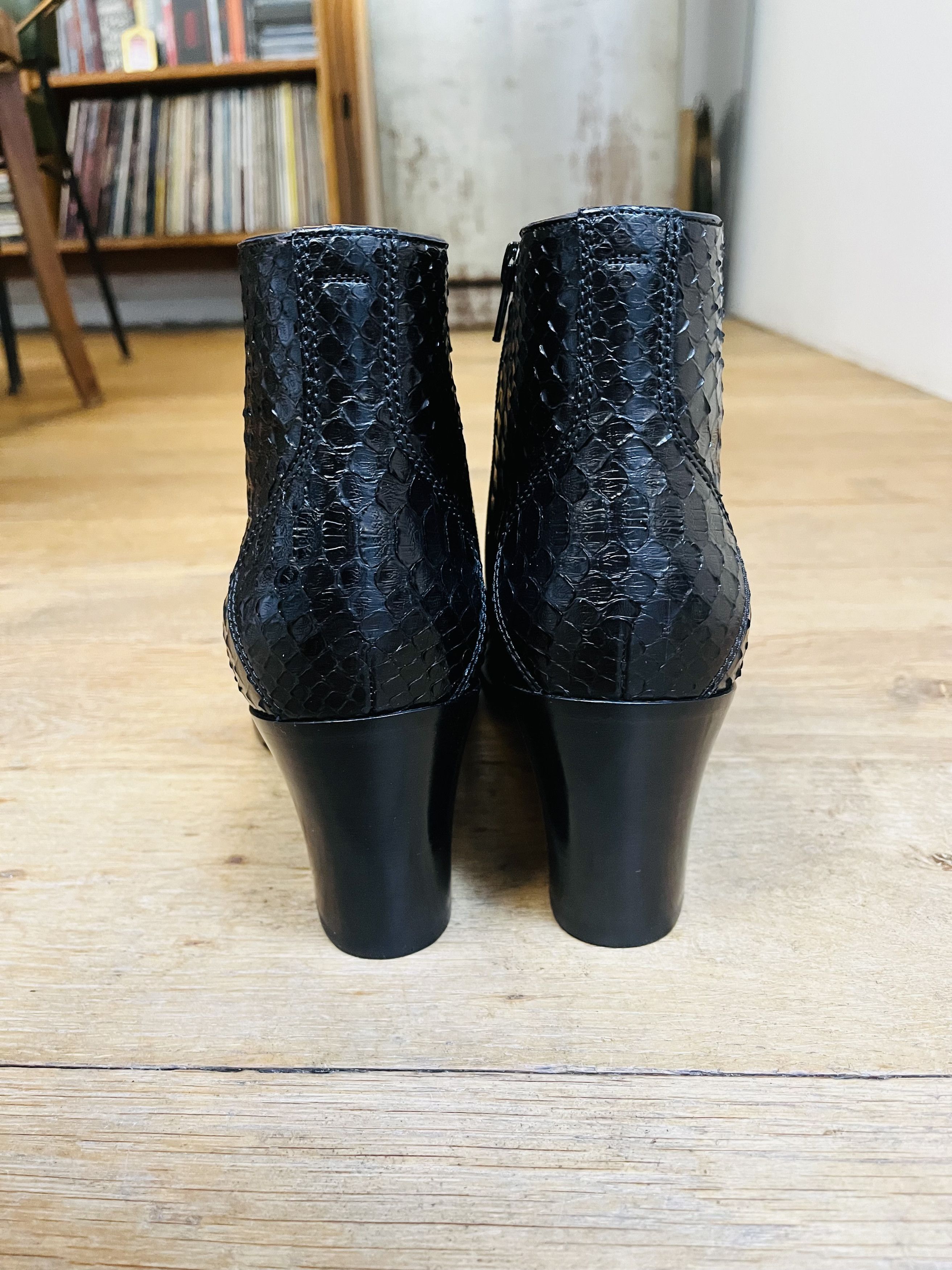 Celine × Hedi Slimane Ultra rare Celine Python Boots Size US 8 / EU 41 - 5 Thumbnail