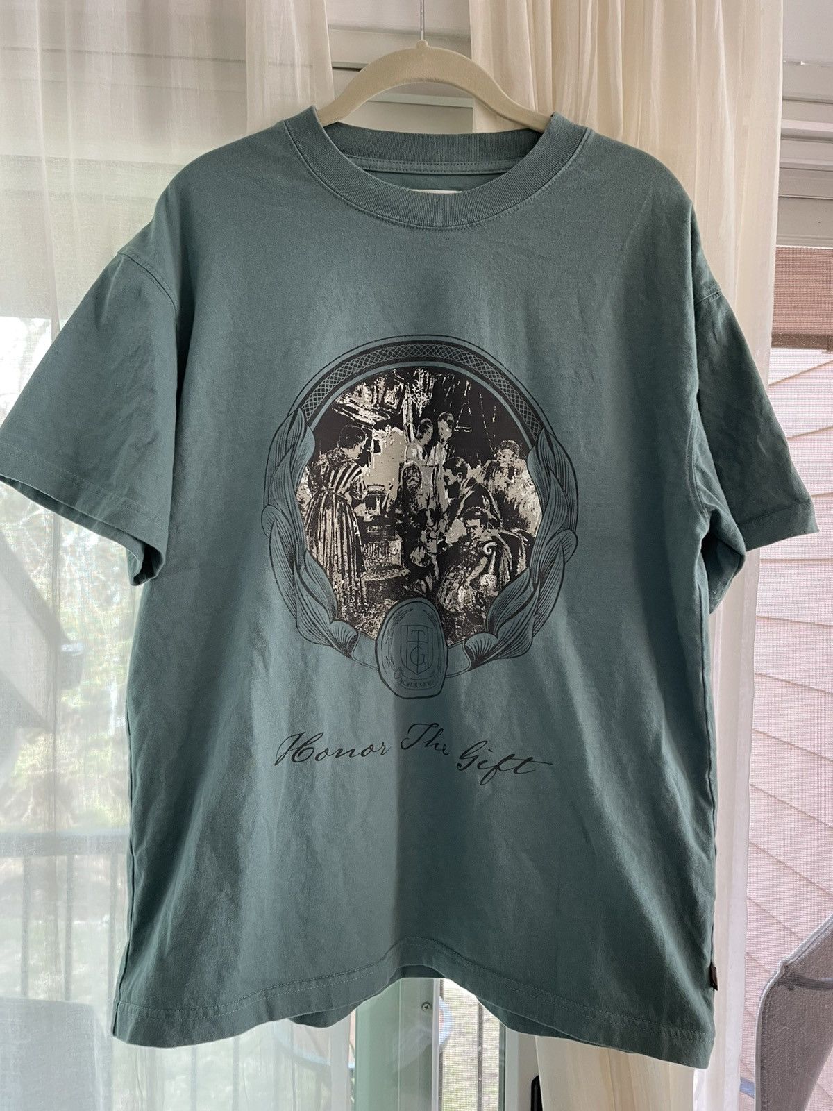 Honor the Gift Honor the Gift Past and Future Tee Size US S / EU 44-46 / 1 - 1 Thumbnail