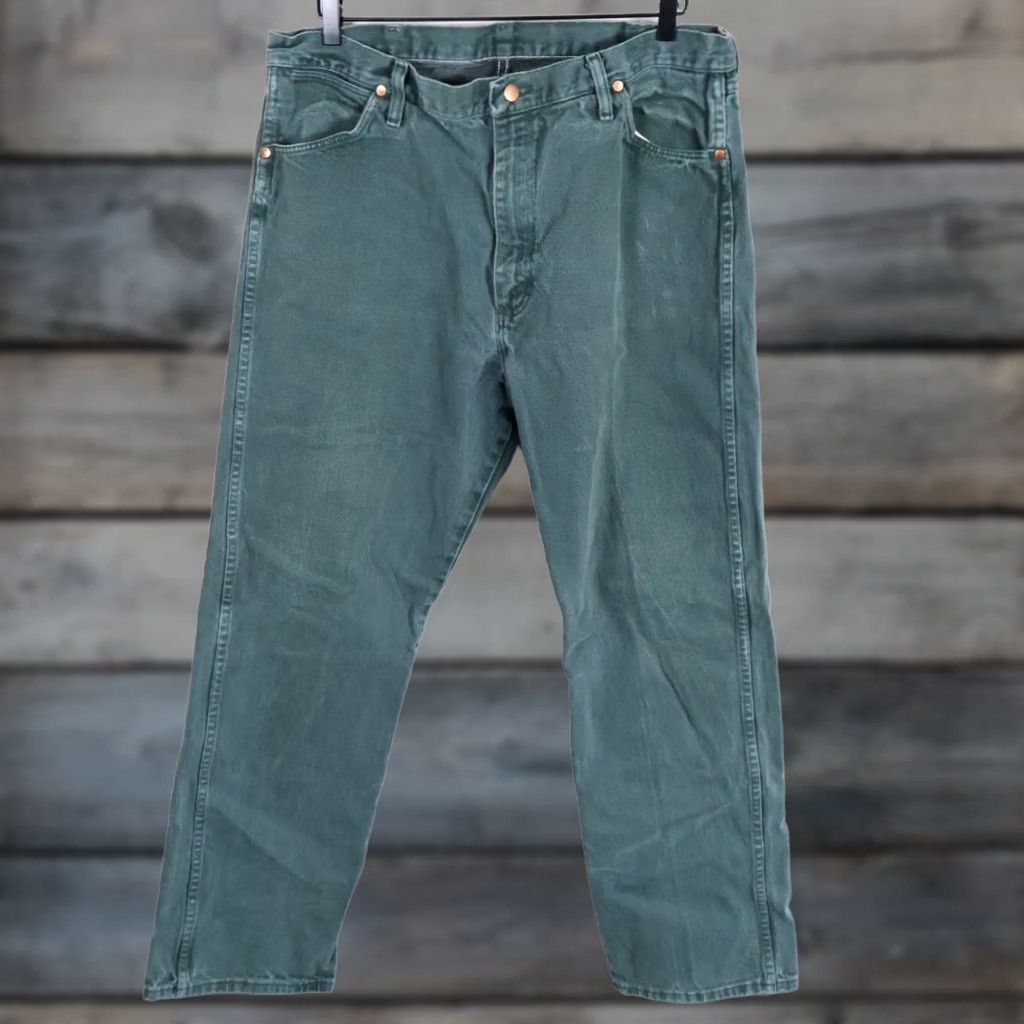 Wrangler VINTAGE Wrangler Cowboy Cut Jeans Men's 36 x 31 Dark Green Straight Leg 90s Cowboy Retro Bindings Girls? [Note: No extra text] Size US 36 / EU 52 - 1 Thumbnail