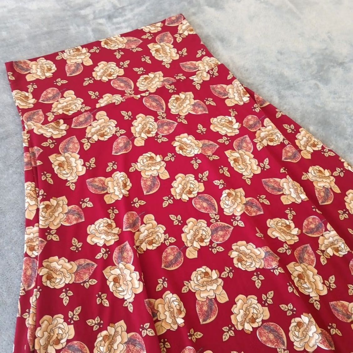 Vintage LuLaRoe Maxi Skirt S Red Floral Long Pull On Women Vintage No Size 28" / US 6 / IT 42 - 6 Thumbnail