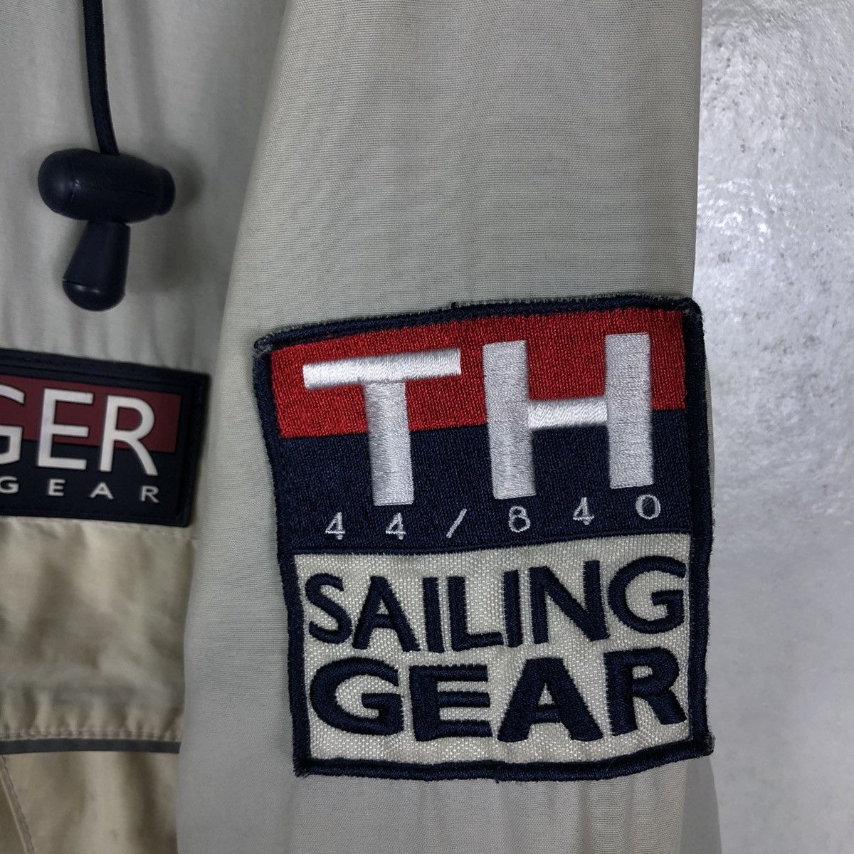Japanese Brand 🔥90’s Vintage Tommy Hilfiger Sailing Gear Anorak Jacket Size US L / EU 52-54 / 3 - 16 Thumbnail