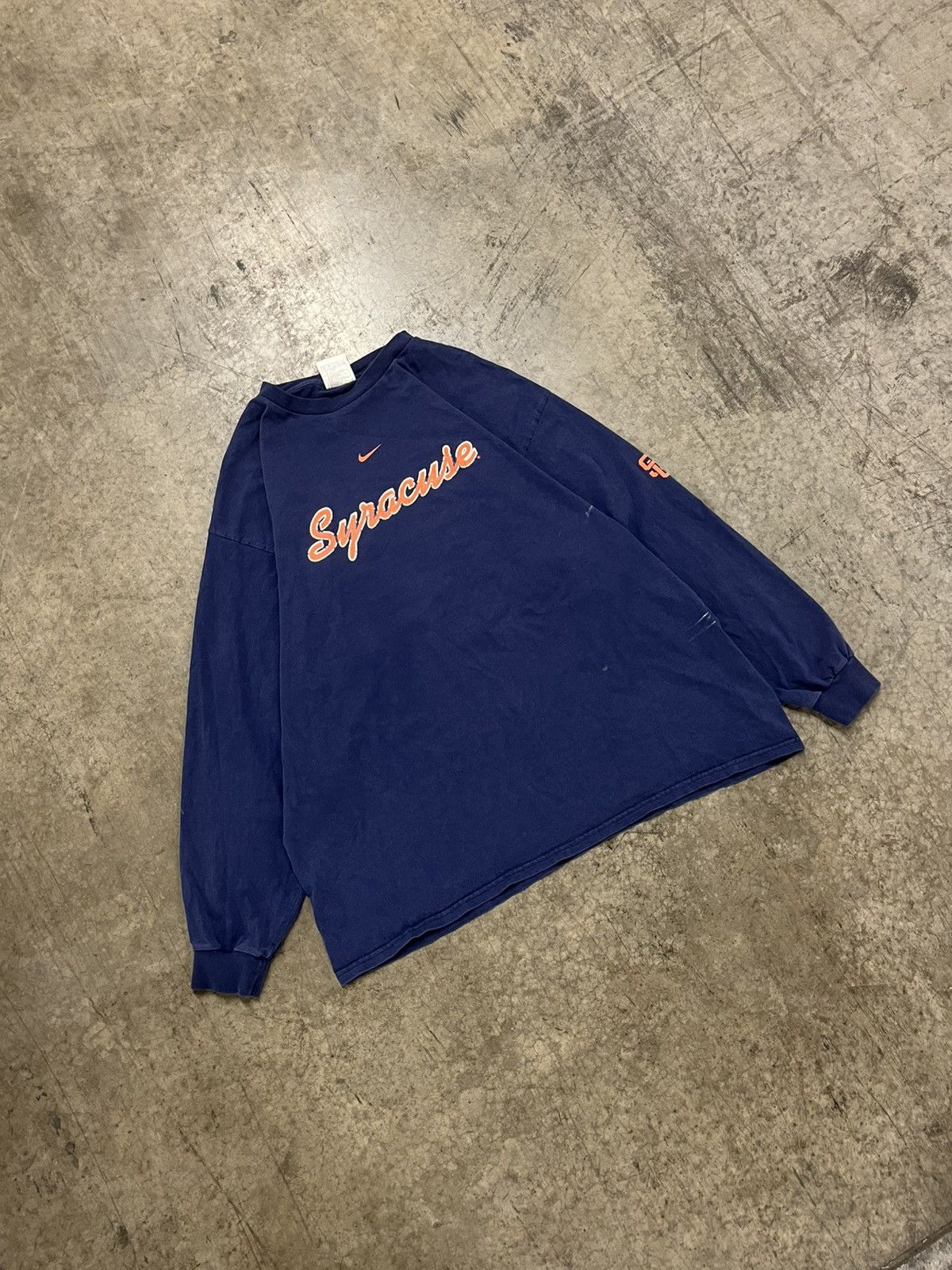 Nike × Vintage Nice center swoosh Syracuse university longsleeve streetwear Size US XL / EU 56 / 4 - 1 Thumbnail