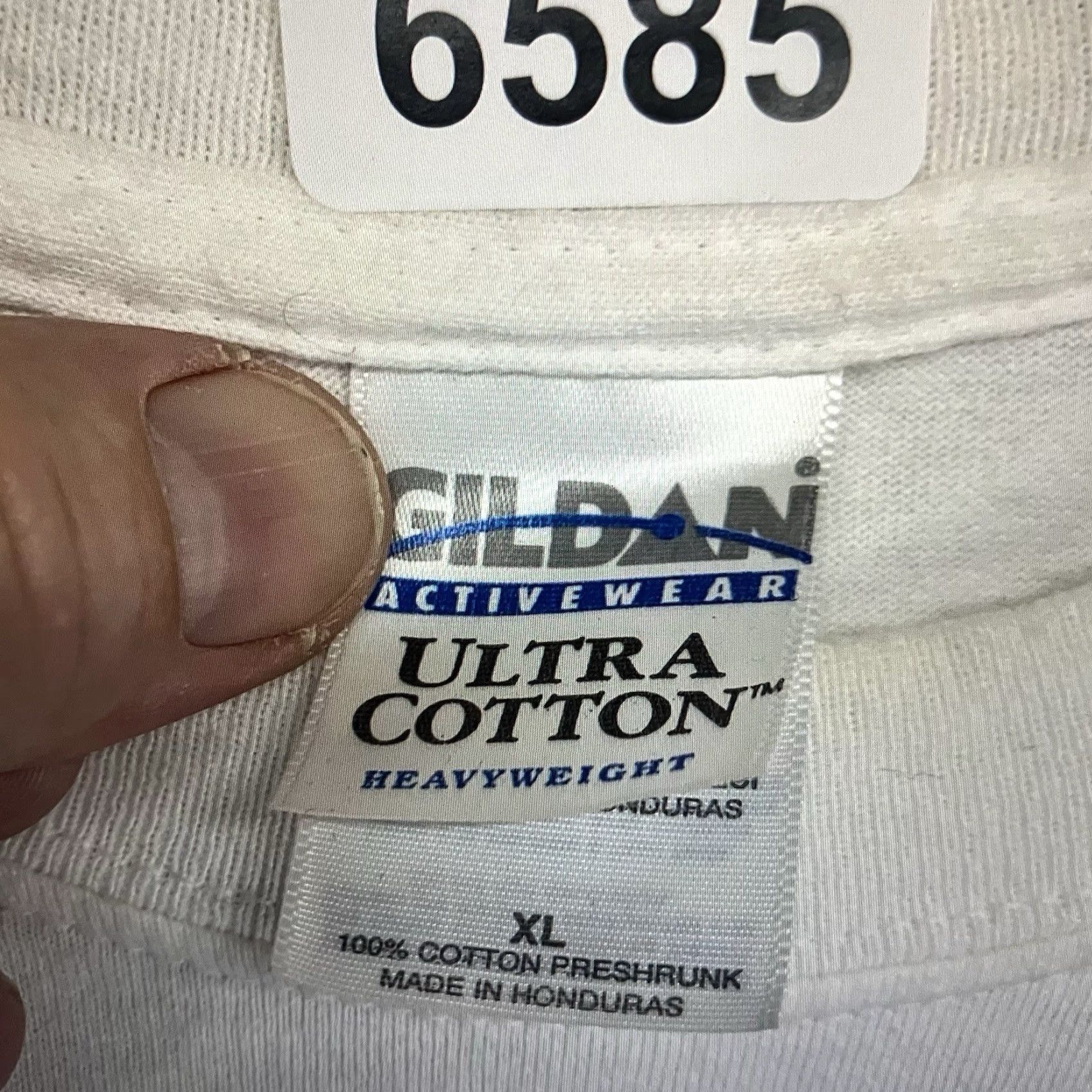 Gildan VINTAGE Providence Rhode Island T-Shirt XL 2000s Graphic Print Men White All Seasons Size US XL / EU 56 / 4 - 6 Thumbnail
