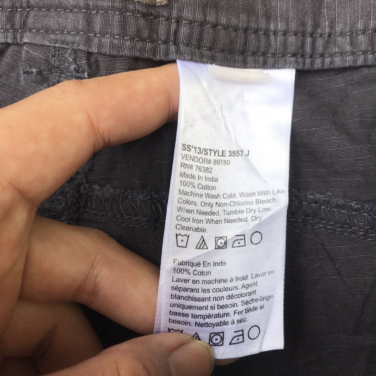 Timberland Timberland Black Cargo short pants Tactical Rip off pattern Size US 36 / EU 52 - 3 Thumbnail
