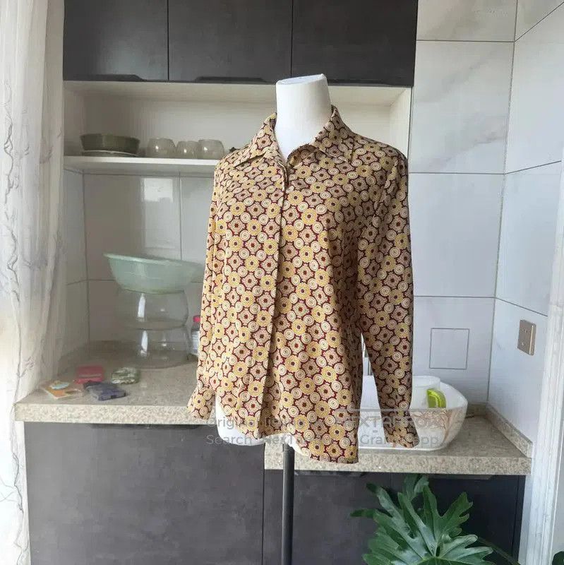 Burberry Burberry Colorful Long Sleeve Blouse for Women. Size XL / US 12-14 / IT 48-50 - 1 Thumbnail