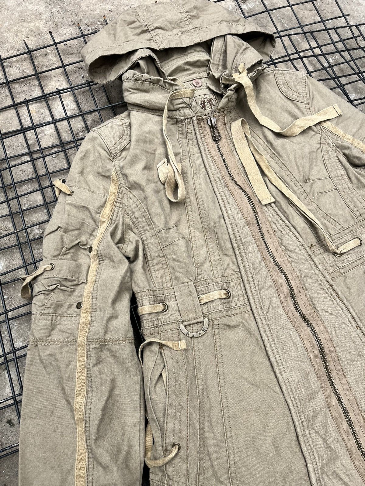 Marithe + Francois Girbaud Vintage Marithé + François Girbaud Women's Bondage Coat Size M / US 6-8 / IT 42-44 - 3 Thumbnail