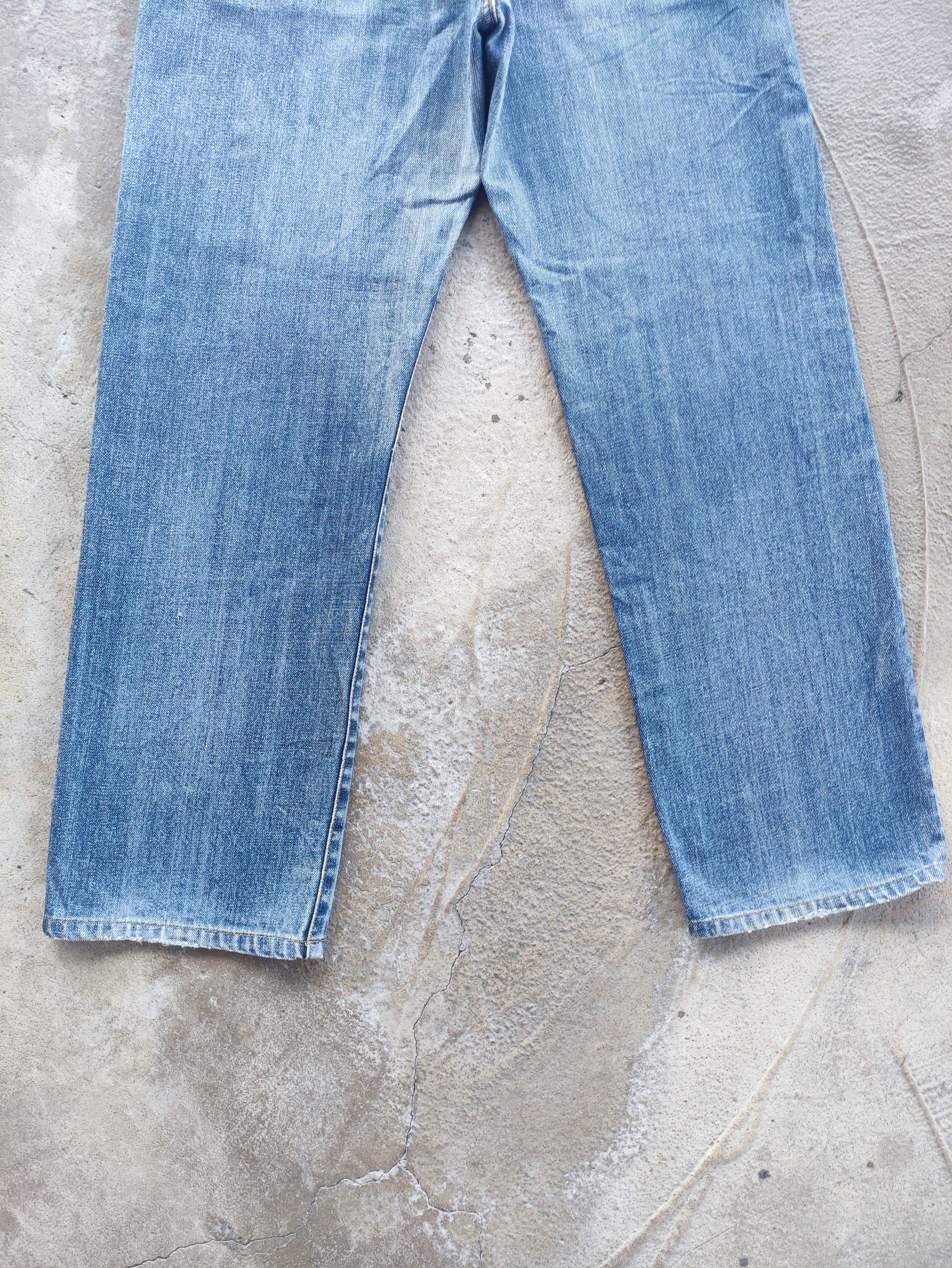 Japanese Brand Vintage Japanese Jean Distress Faded Denim Size US 32 / EU 48 - 10 Thumbnail