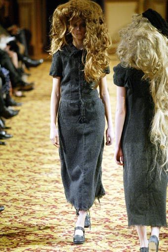 Junya Watanabe Junya Watanabe 2003 wool distressed dress Size M / US 6-8 / IT 42-44 - 1 Thumbnail