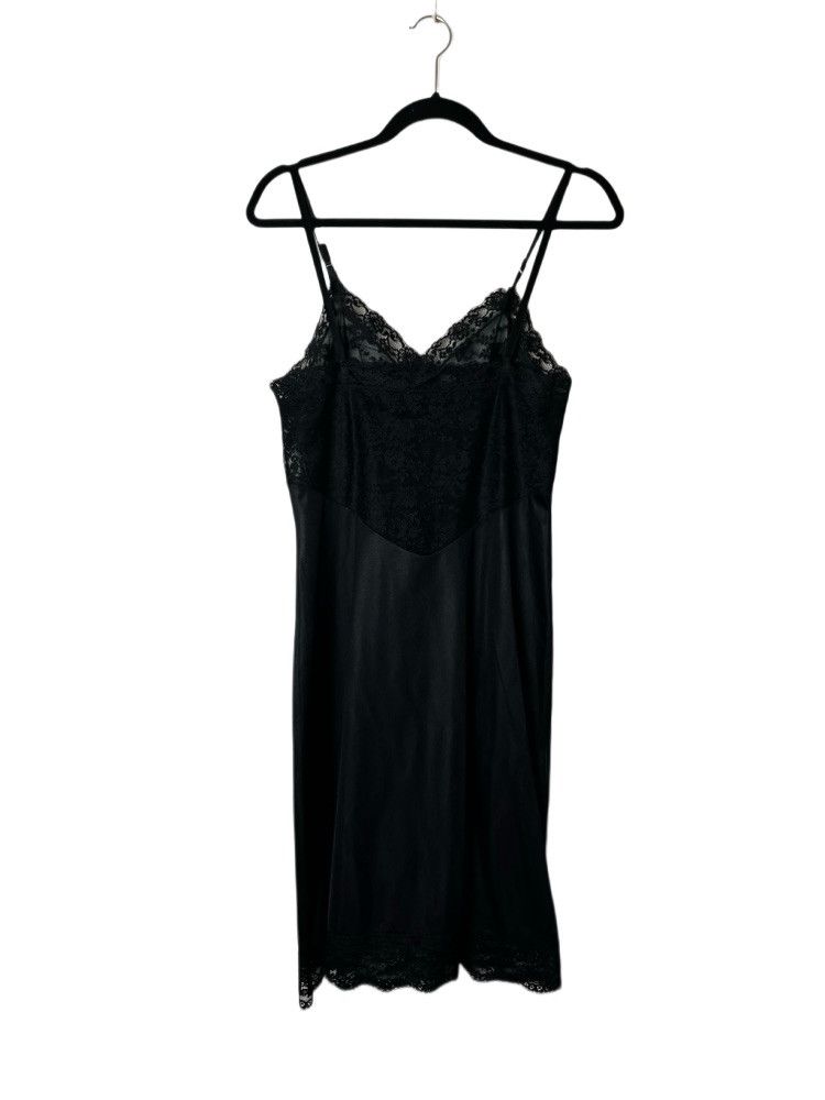 Vintage Vintage 1960's Black Lace Trimmed Slip Size ONE SIZE - 2 Thumbnail