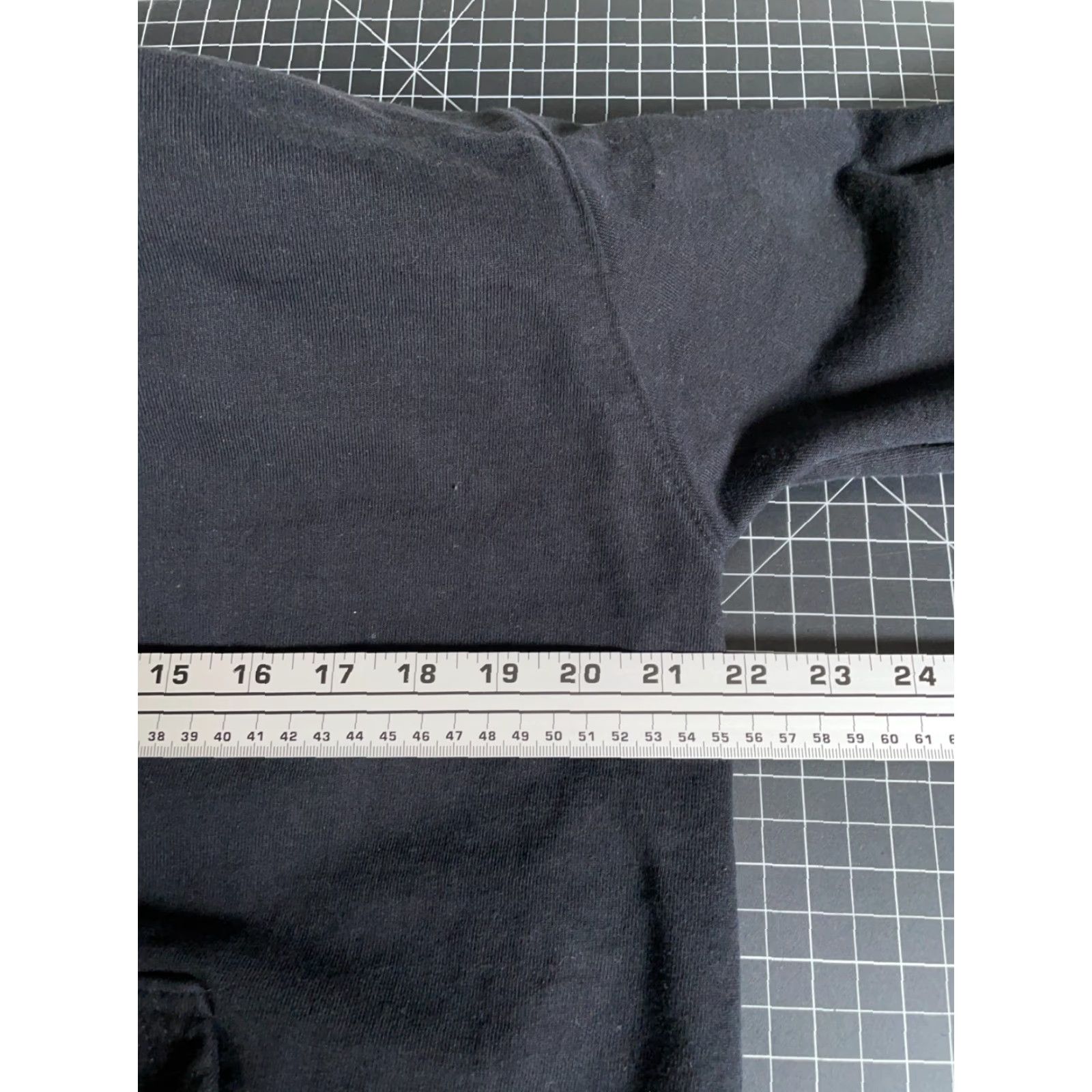 Vintage SUENOS Chicago Hoodie Adult Medium Black Graphic Sweatshirt Music Festival Mens Size US M / EU 48-50 / 2 - 5 Thumbnail