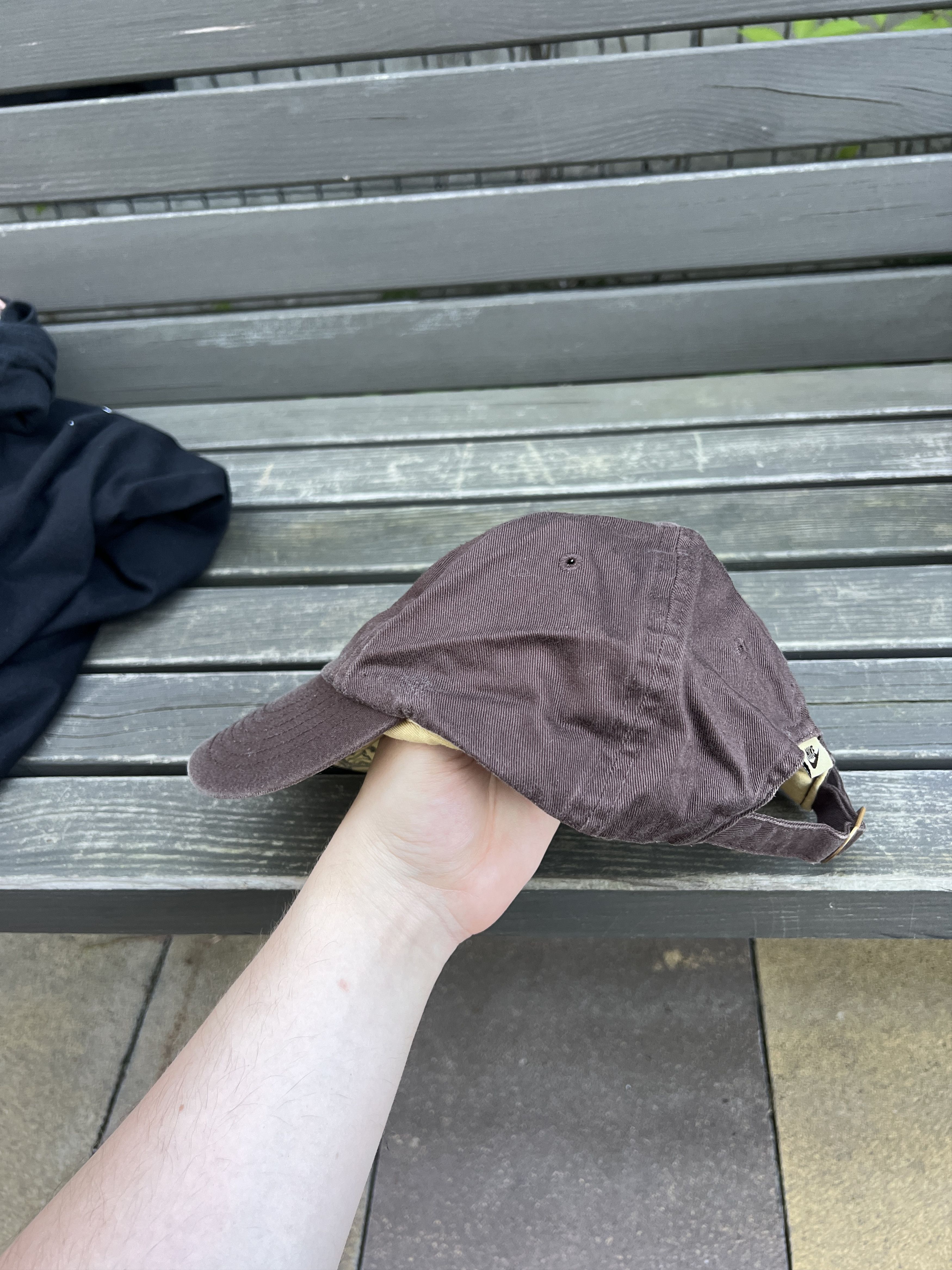Nike Nike Sportswear Vintage Brown Faded Cap Size ONE SIZE - 4 Thumbnail