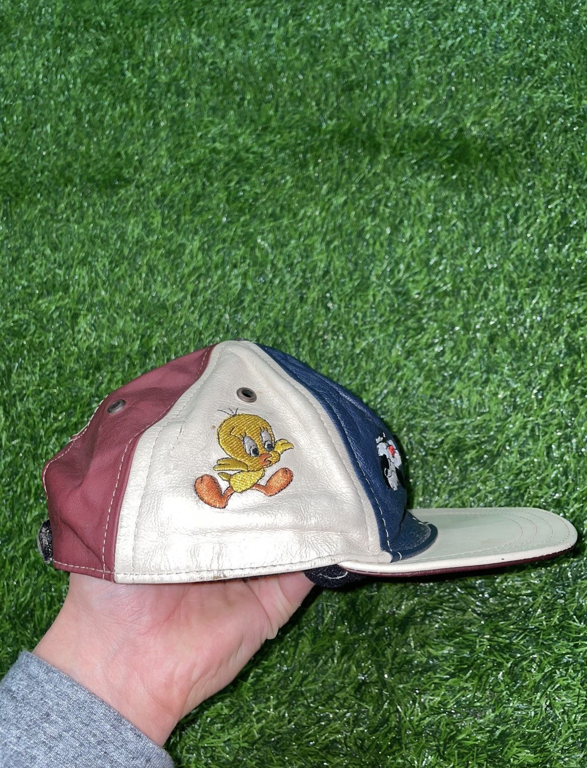 Vintage × Warner Bros Vintage Looney Tunes Warner Bros Leather Hat Size ONE SIZE - 3 Thumbnail