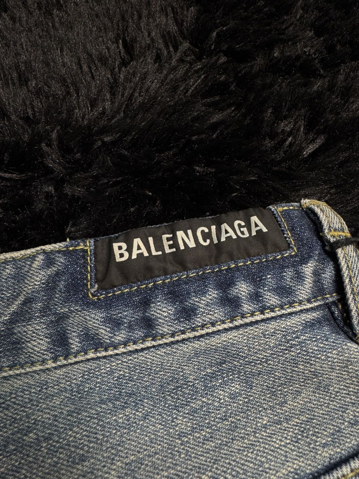 Balenciaga Balenciaga Baggy Destroyed Denim Size US 28 / EU 44 - 14 Thumbnail