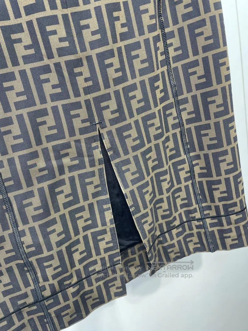 Fendi Fendi Full Logo Skirt Size 25" / US 0 / IT 36 - 3 Thumbnail