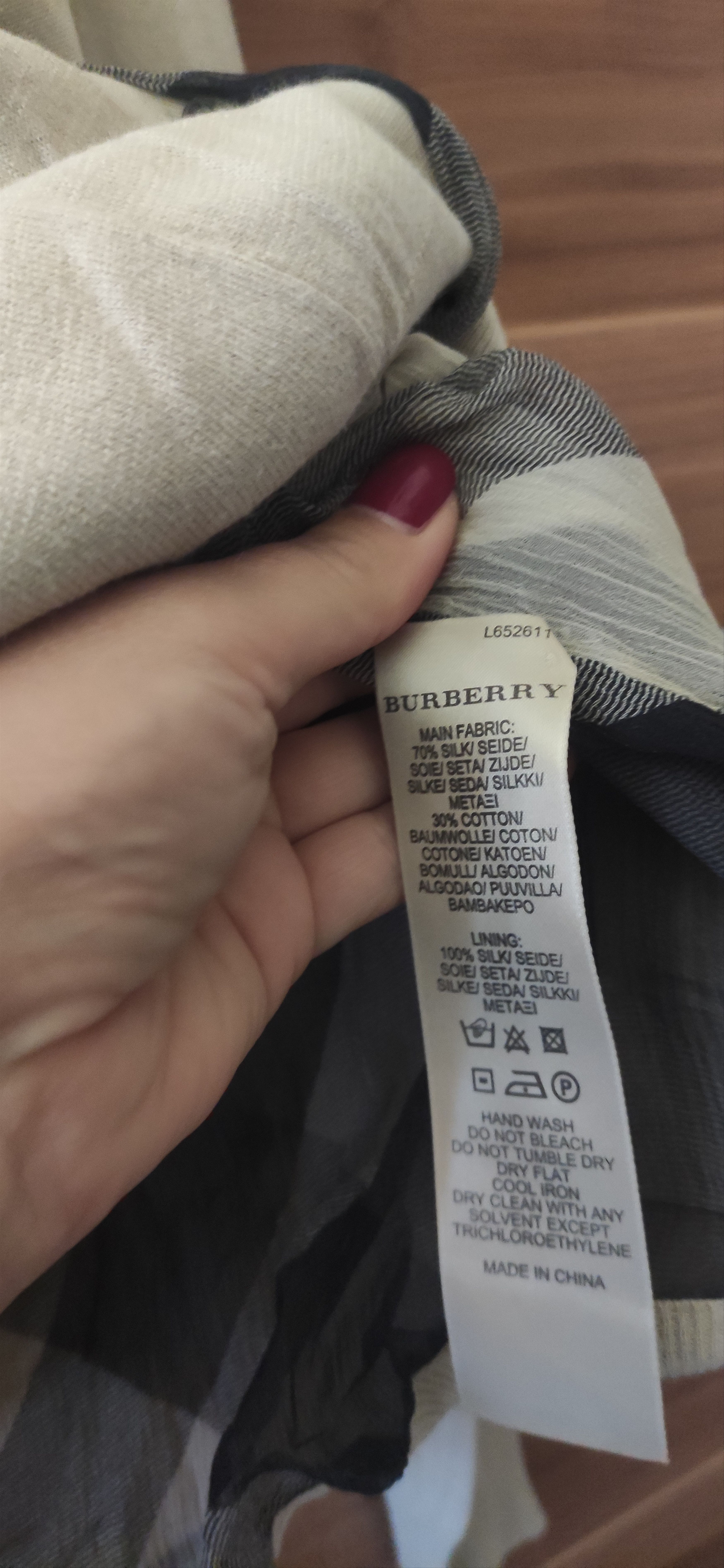 Burberry The women's cardigan Burberry Size L / US 10 / IT 46 - 7 Thumbnail