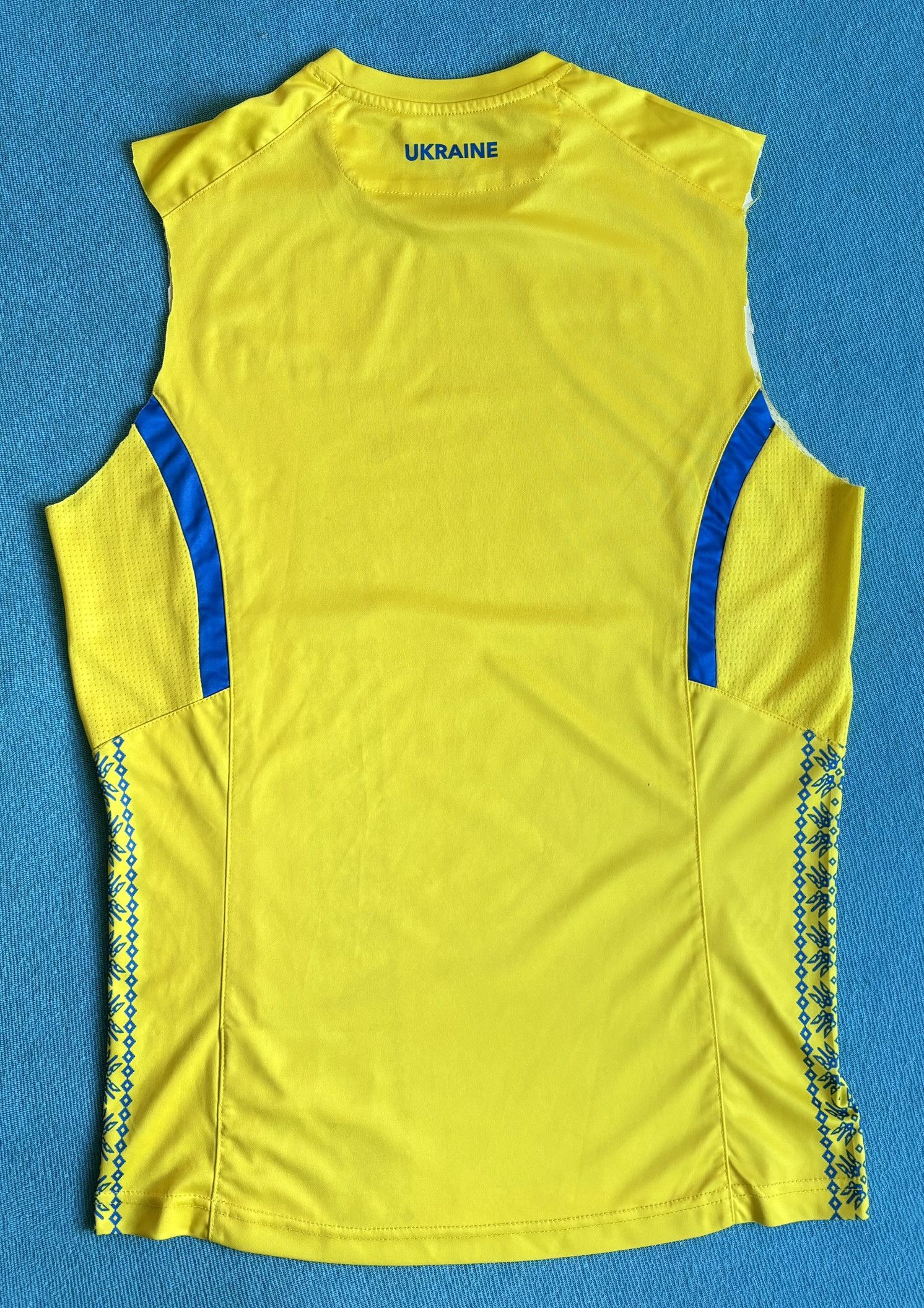 Joma Ukraine 2017 Joma Football Jersey size. S Size US S / EU 44-46 / 1 - 9 Thumbnail