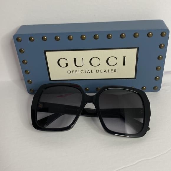 Gucci 💯- New Gucci GG0096S 001 54 Ladies Sunglasses Size ONE SIZE - 12 Thumbnail