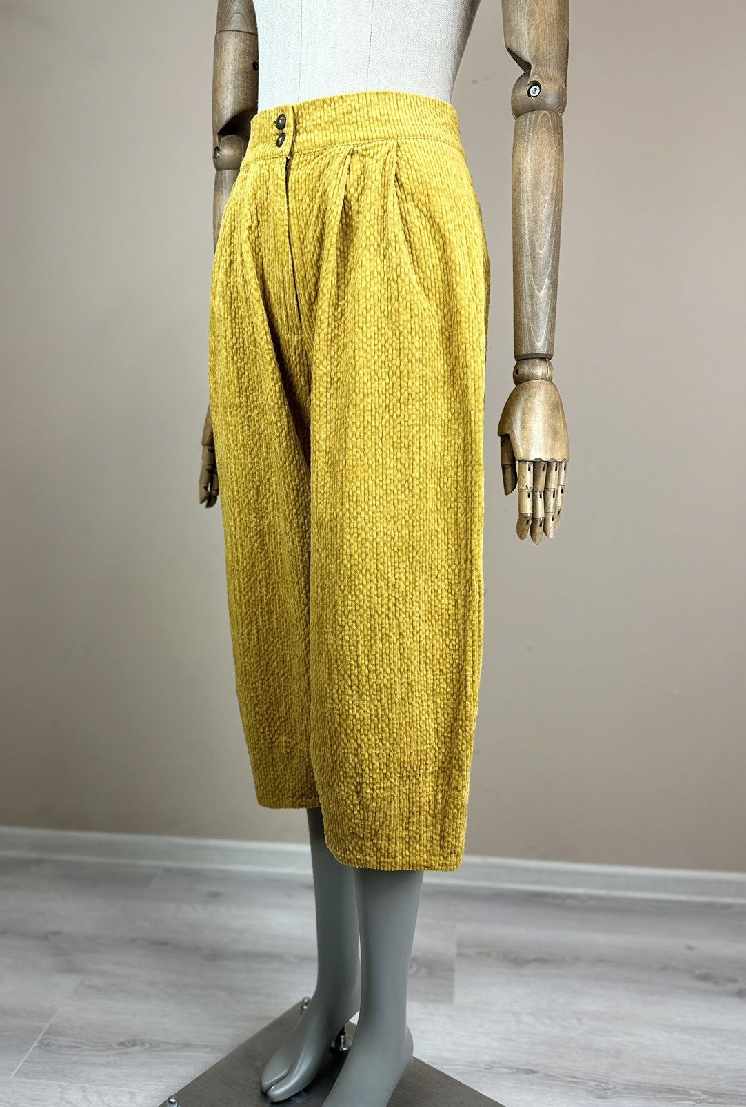 Margaret Howell CABBAGES & ROSES Yellow Corduroy Wide Cropped Trousers Pants Size 27" / US 4 / IT 40 - 6 Thumbnail