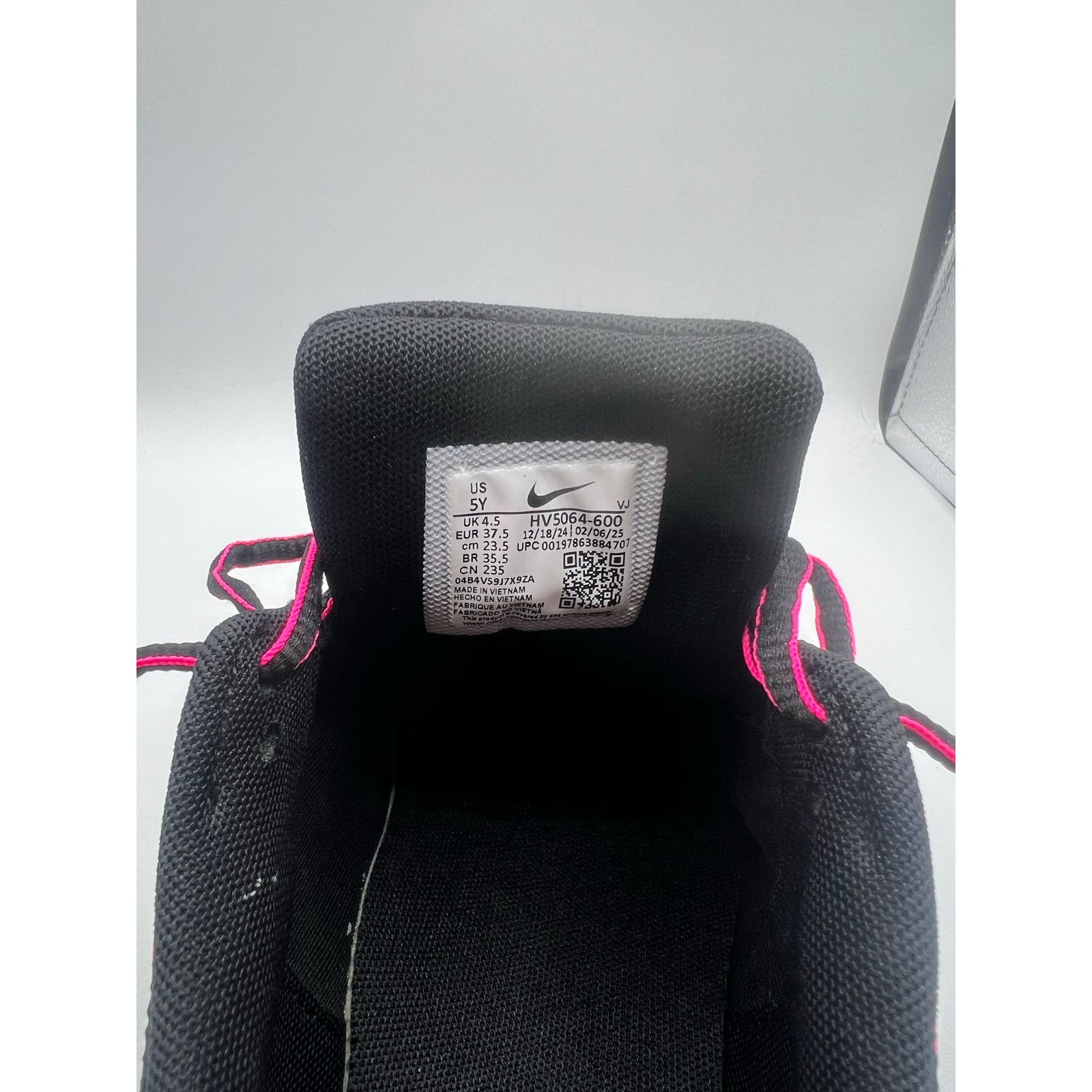 Nike Nike P-6000 GS “Black Pink Blast” size 5Y Size US 6.5 / IT 36.5 - 6 Thumbnail