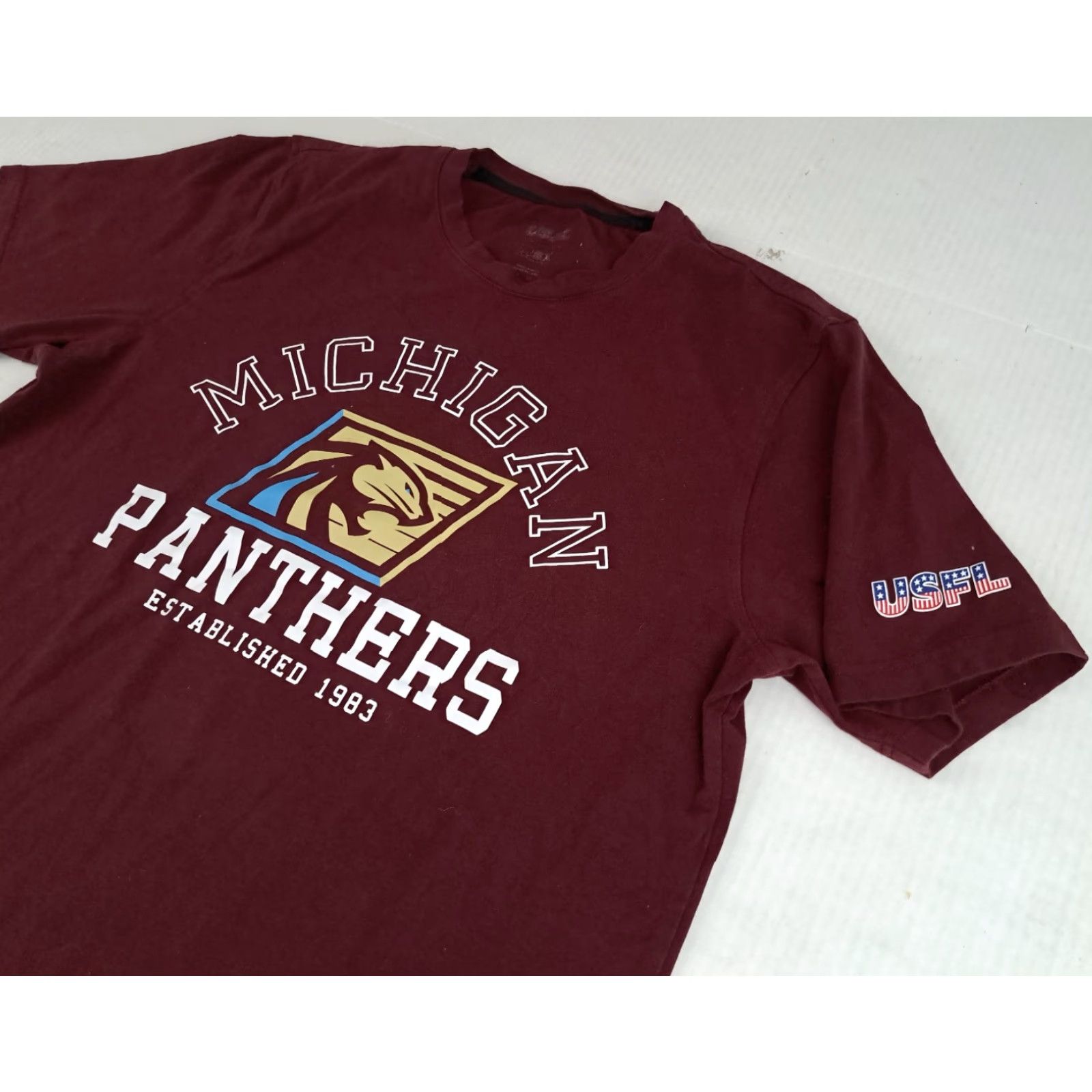 Vintage VINTAGE USFL Football Shirt M Unisex Adults Crew Neck Short Sleeve Canvas Cotton maroon 80s Panthers Panther Graphic Print 27in long 21in pit to pit Size US M / EU 48-50 / 2 - 3 Thumbnail