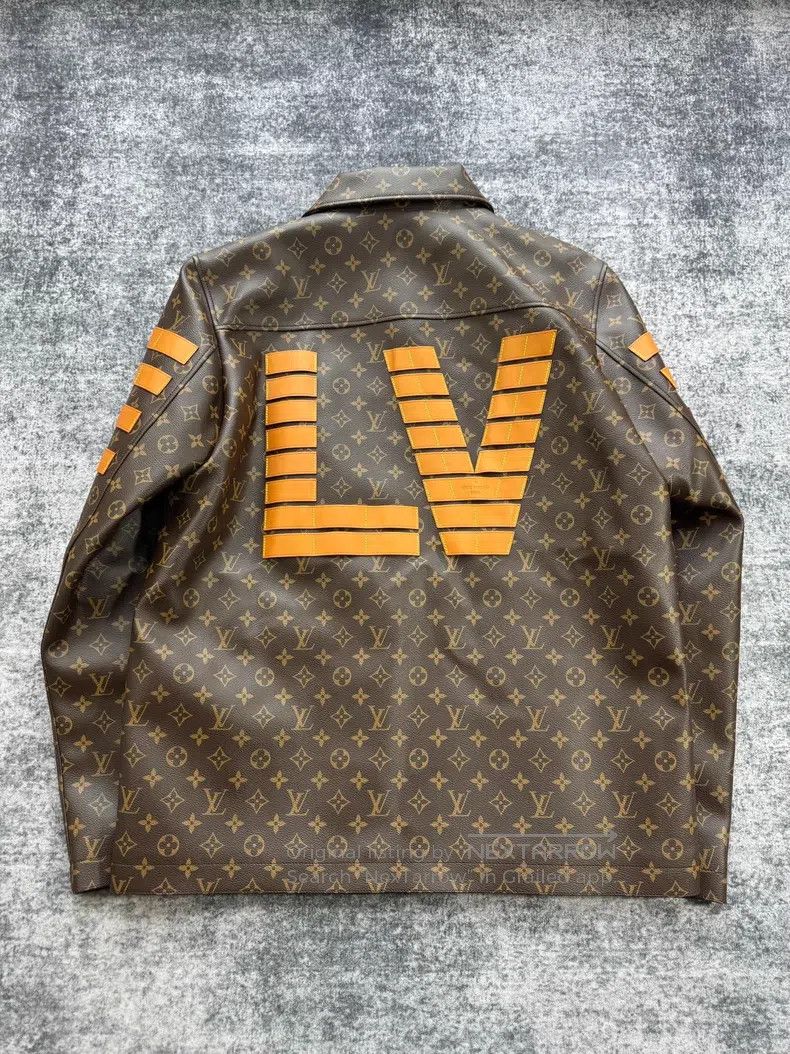 Louis Vuitton Louis Vuitton Nigo2 full print leather jacket Size US L / EU 52-54 / 3 - 2 Thumbnail