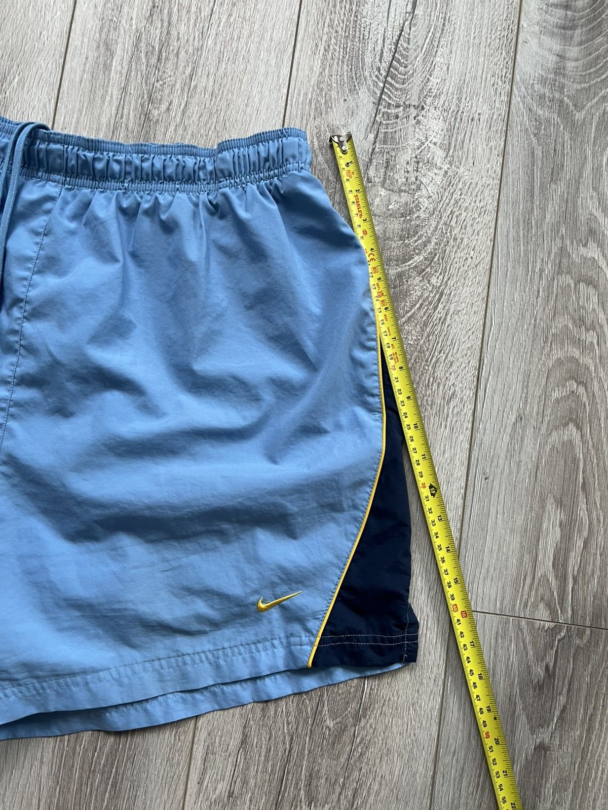 Nike Vintage Nike Nylon Shorts 2000s Mini Swoosh Blue Sportswear Size US 34 / EU 50 - 14 Thumbnail