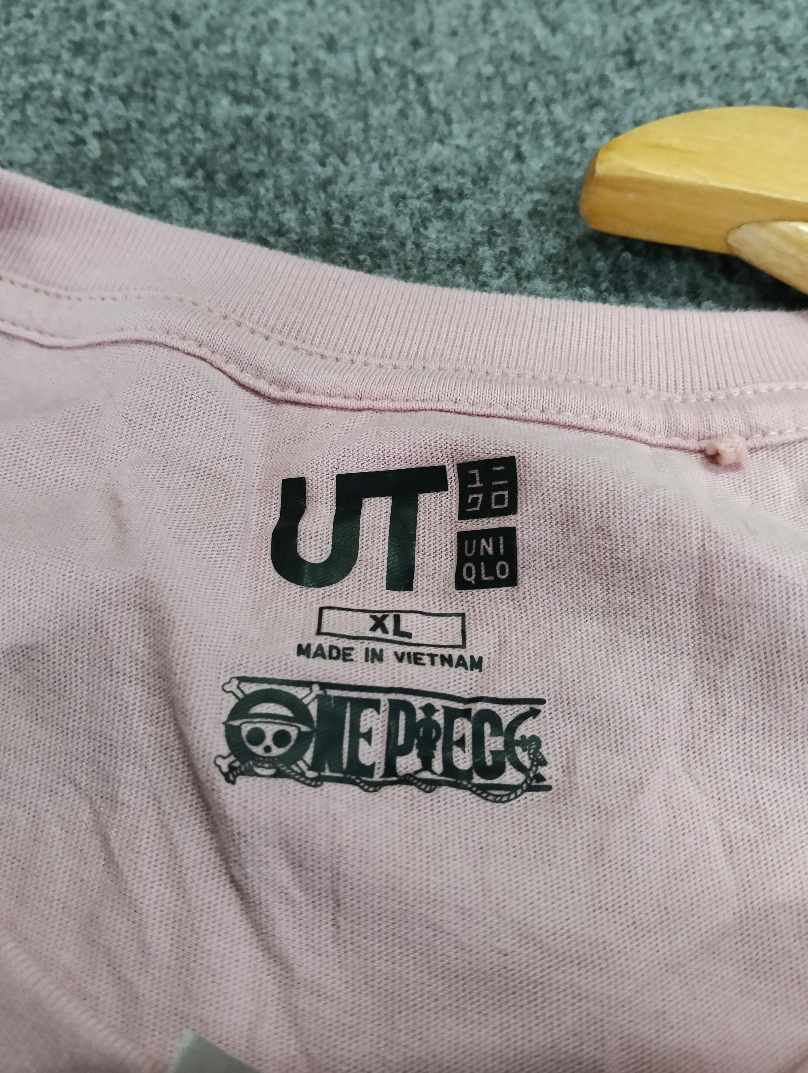 Japanese Brand × One Piece × Uniqlo One peace Tony Chopper X UNIQLO T-SHIRT Size US XL / EU 56 / 4 - 3 Thumbnail
