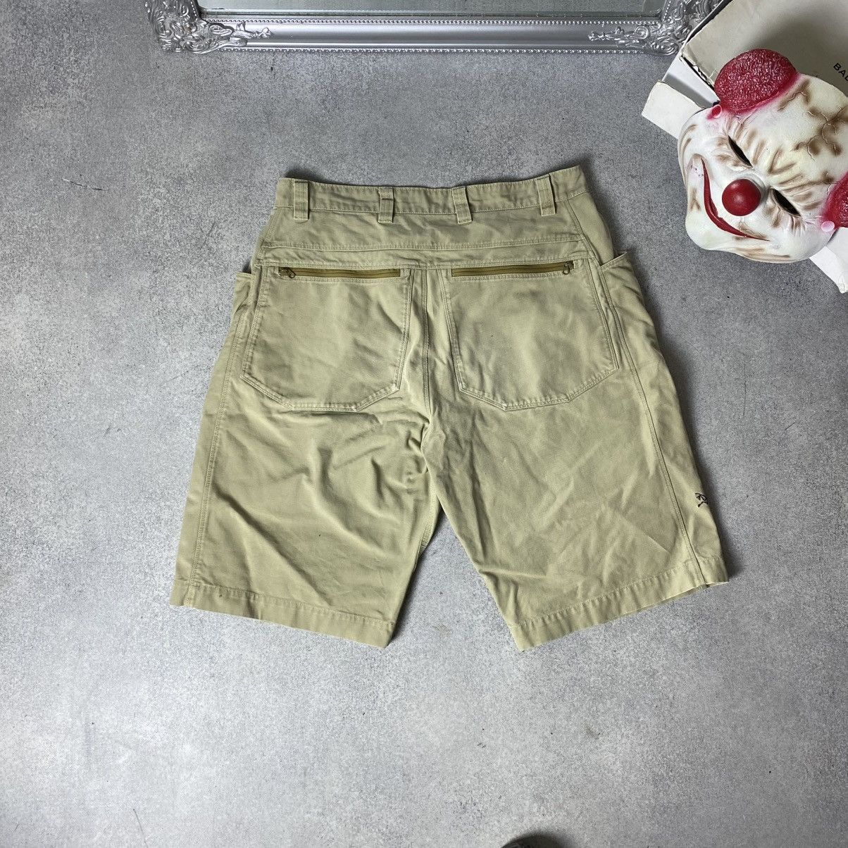 Arc'teryx Vintage Arc’teryx Shorts Size US 32 / EU 48 - 6 Thumbnail