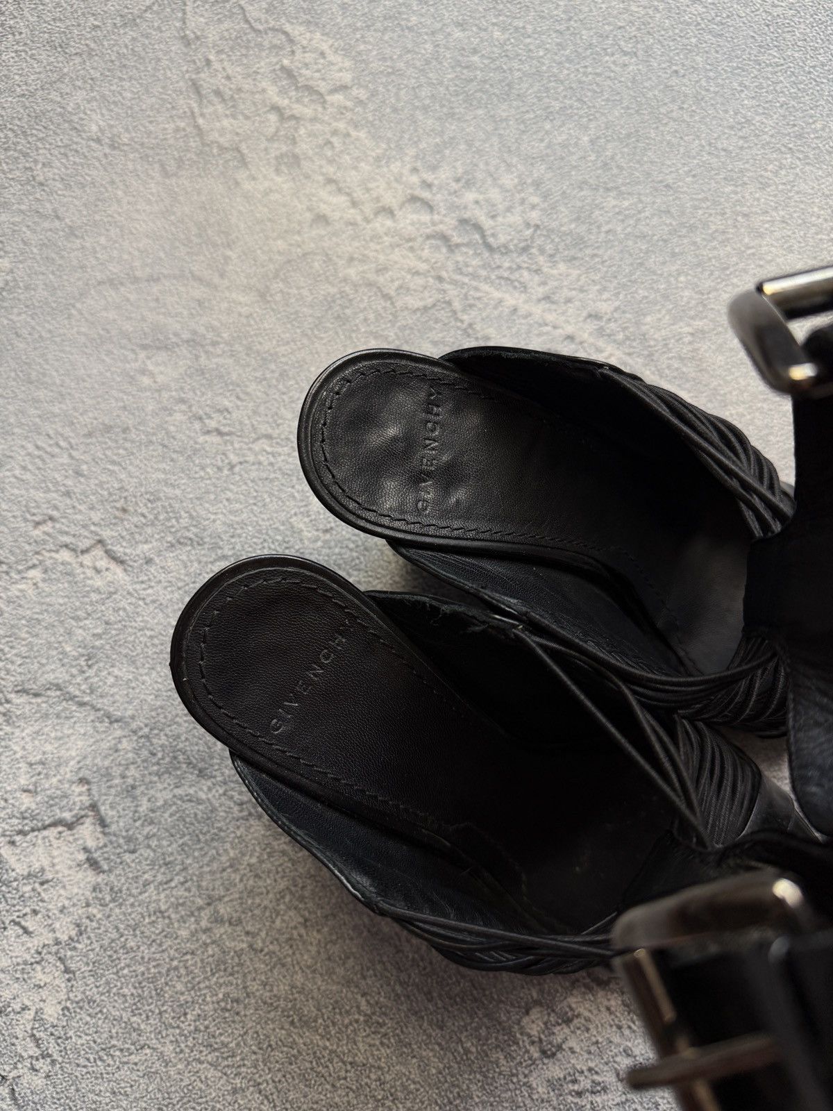 Givenchy Luxury Givenchy Gladiator Style Platforms Shoes Size 37.5 Size US 7.5 / IT 37.5 - 3 Thumbnail