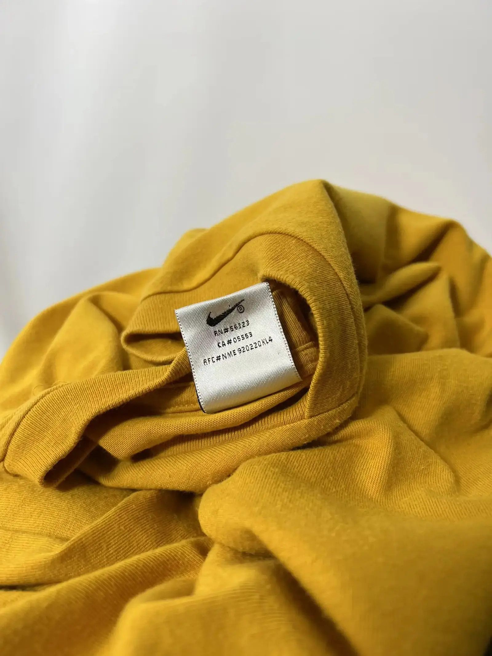 Nike Vintage Nike small embroidered swoosh logo Size US XL / EU 56 / 4 - 5 Thumbnail