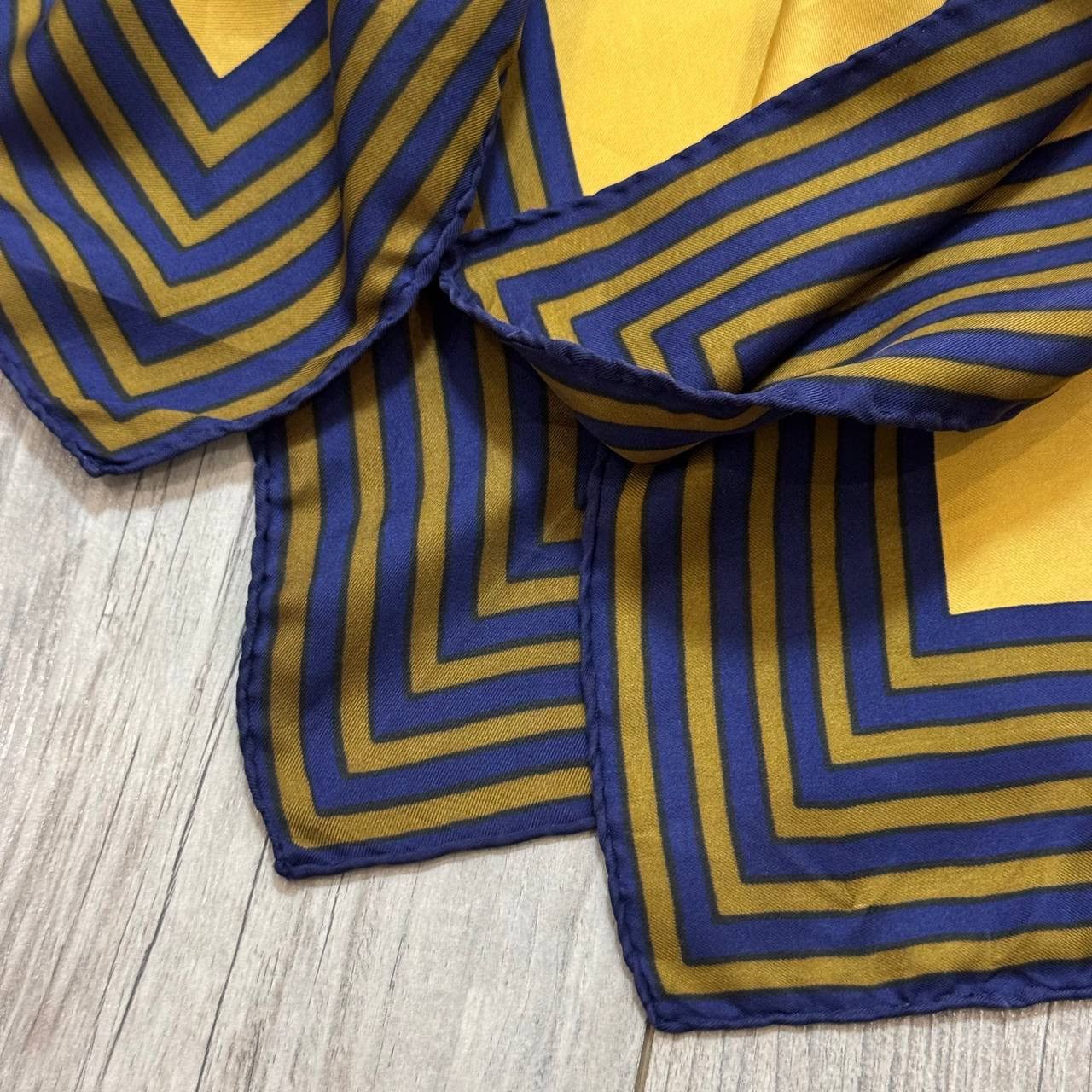 Yves Saint Laurent Vintage Yves Saint Laurent YSL Silk Scarf Size ONE SIZE - 5 Thumbnail