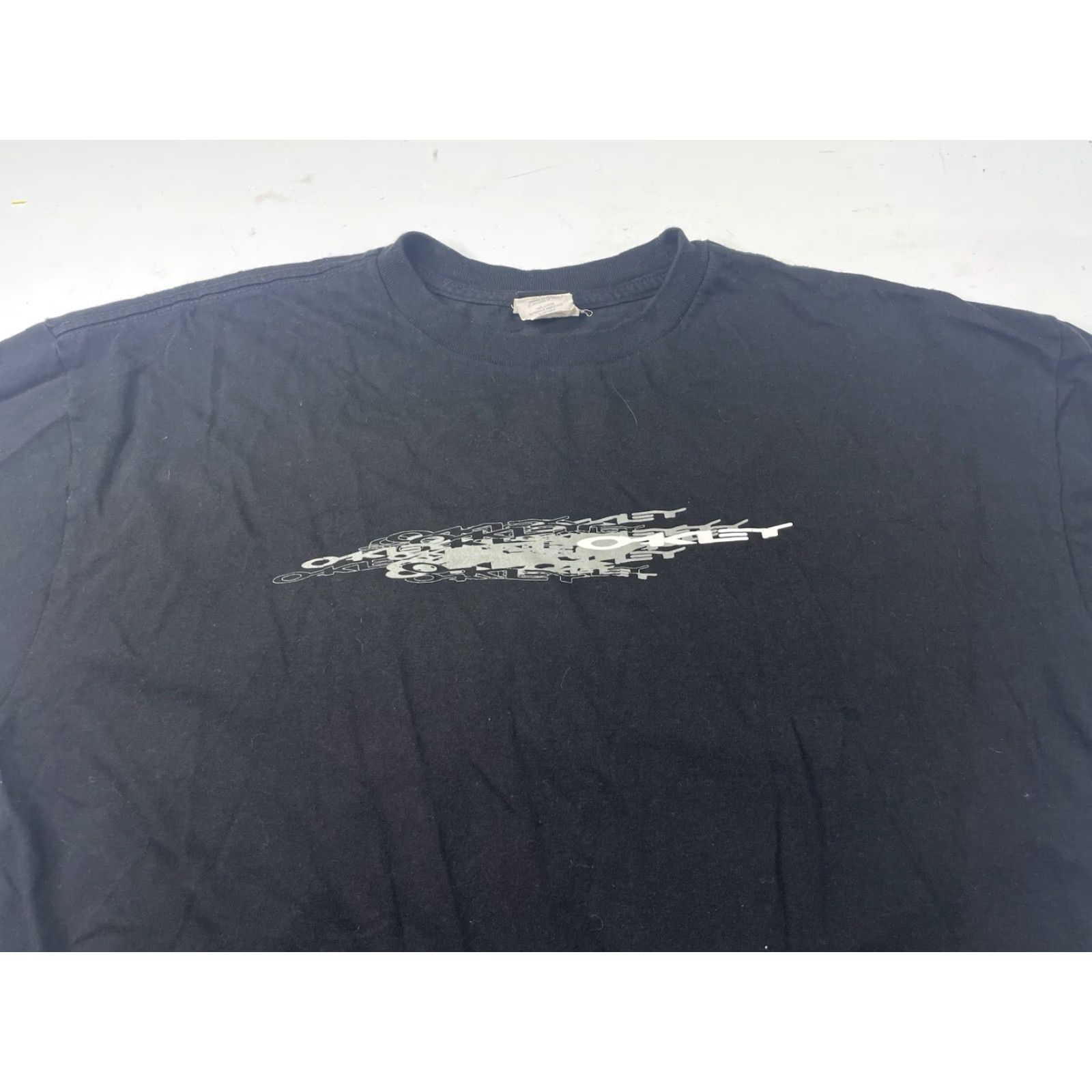 Oakley VINTAGE Oakley T-Shirt 2XL Black Short Sleeve Logo 90s Graphic Tee Mens Size US XXL / EU 58 / 5 - 2 Thumbnail