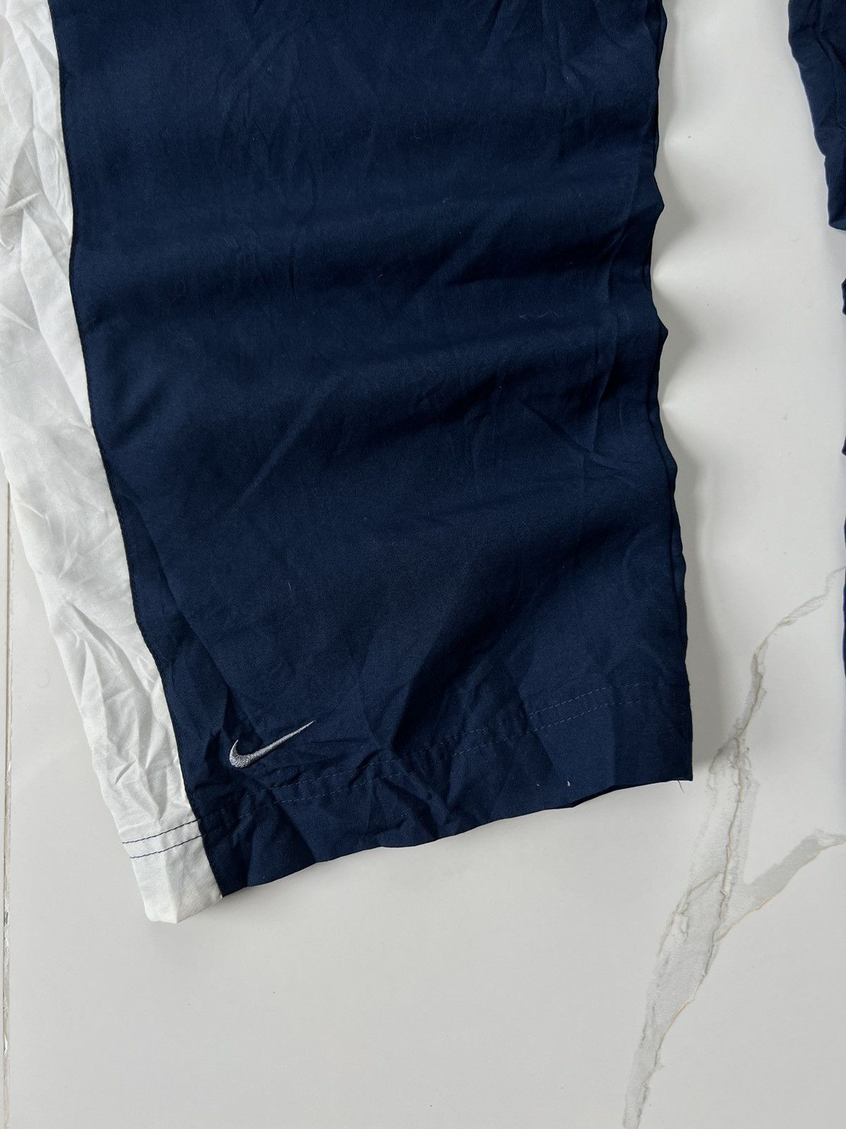 Nike × Vintage 90’s NIKE BOTTOM SWOOSH LOGO BAGGY Y2K TRACK PANTS Size US 34 / EU 50 - 2 Thumbnail