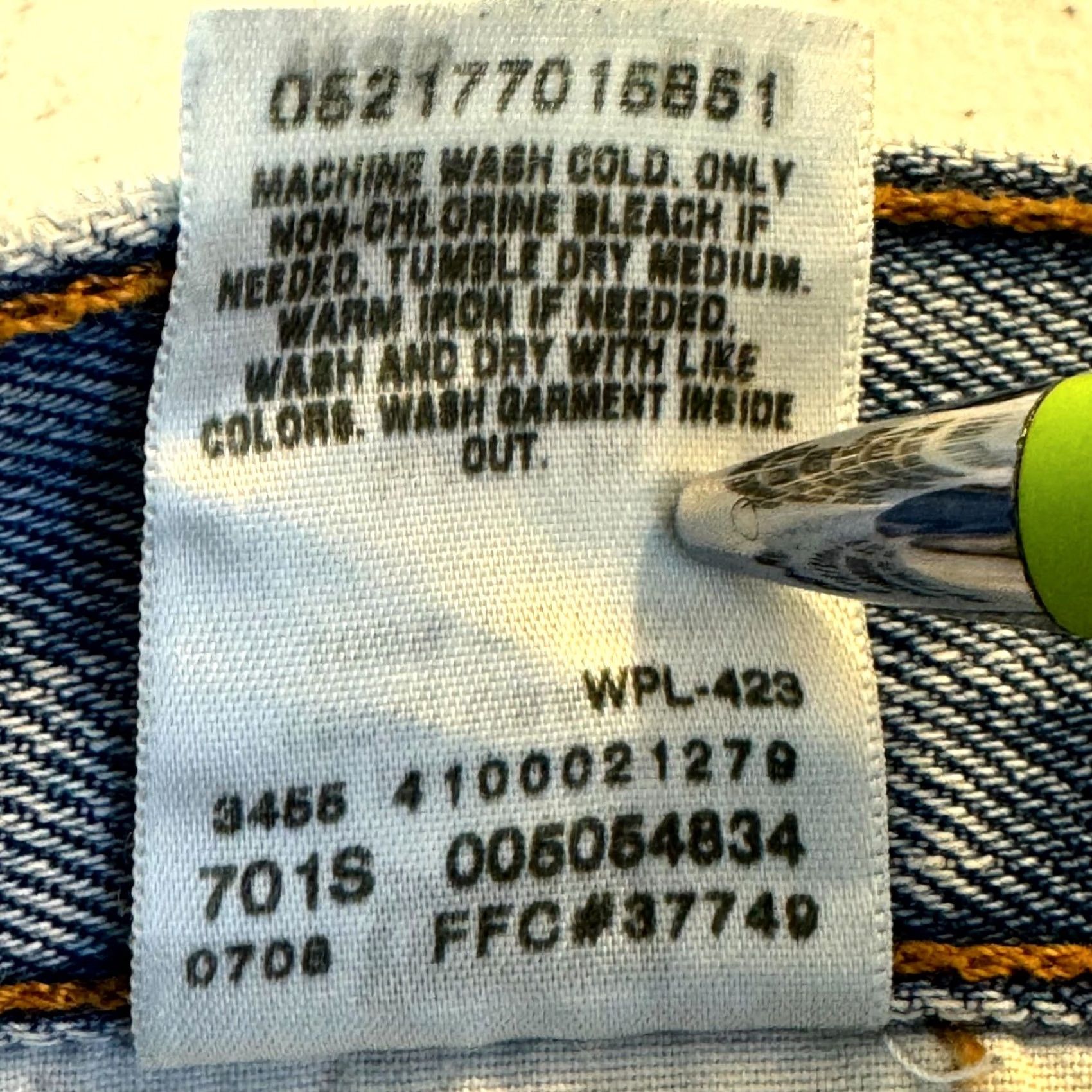 Levi's VINTAGE Levi's 505 Jeans Mens 36x30 Blue Denim Regular Fit Mid Rise Zip Fly Size US 36 / EU 52 - 5 Thumbnail