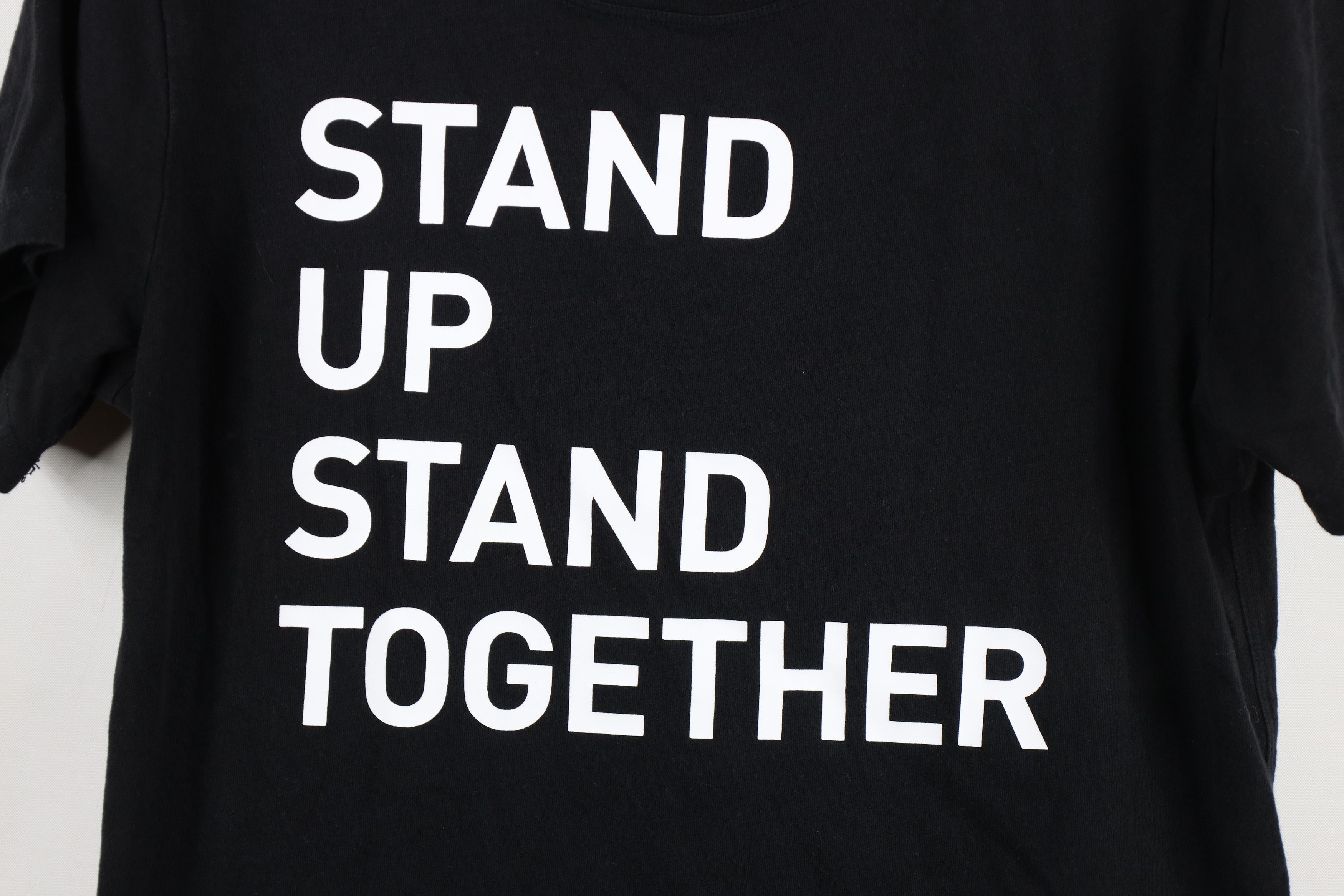 Athleta × Vintage Athleta Spell Out Stand Up Stand Together Cropped T-Shirt Size M / US 6-8 / IT 42-44 - 4 Thumbnail