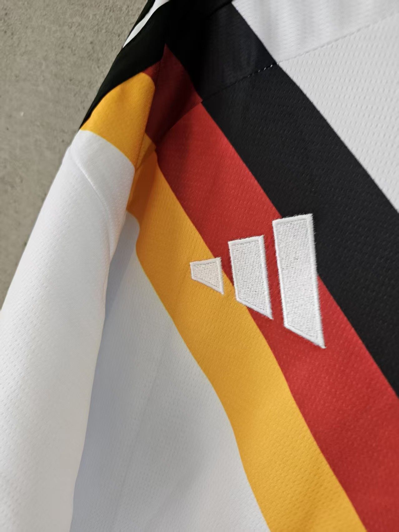 Other Jamal Musiala Jersey Germany 2026 World Cup Home XL Size US XL / EU 56 / 4 - 5 Thumbnail
