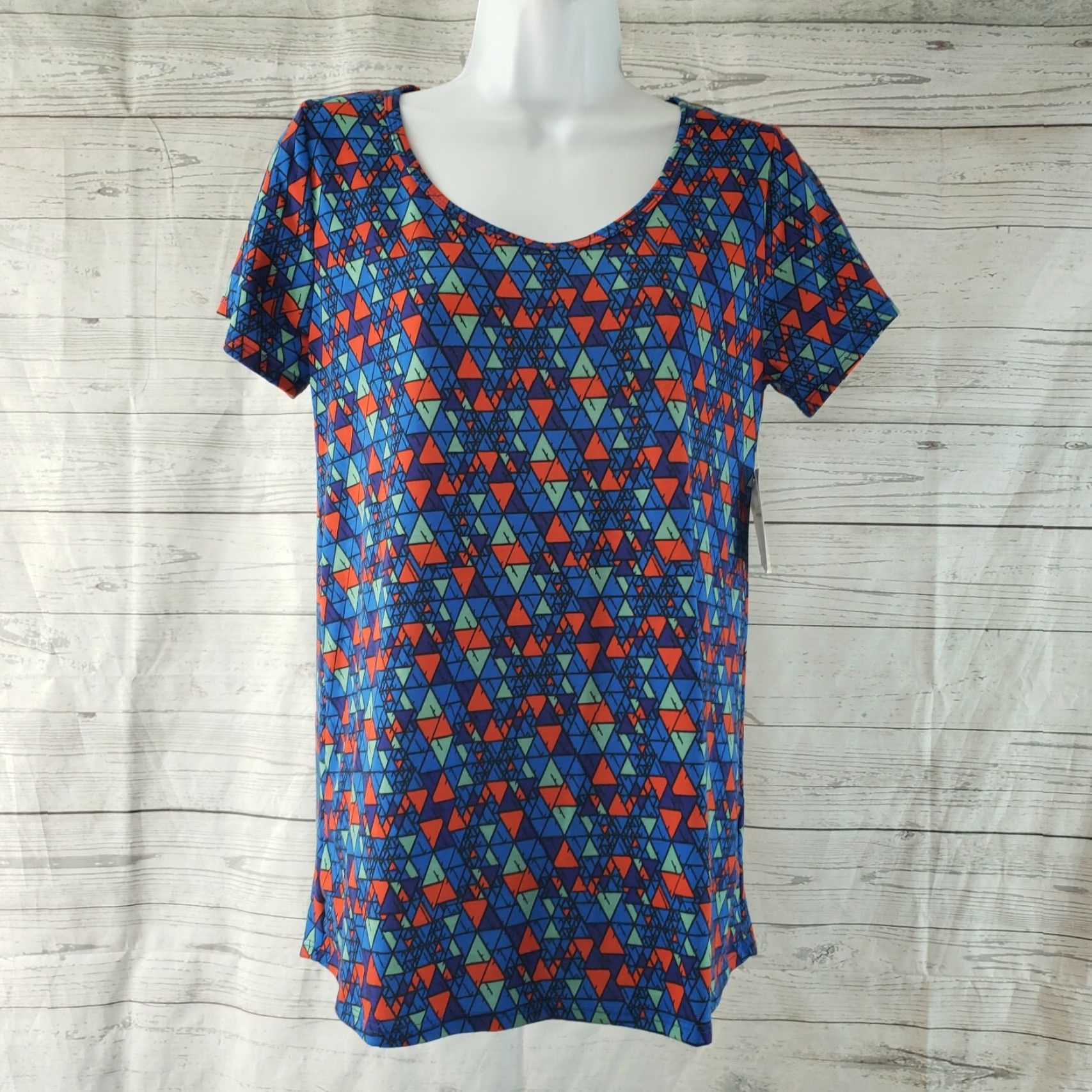 Vintage LuLaRoe Womens Classic T XS Blue Red Geometric Short Sleeve Shirt T-Shirt Womens XS Geometric Pattern Nautical? Size 26" / US 2 / IT 38 - 2 Thumbnail