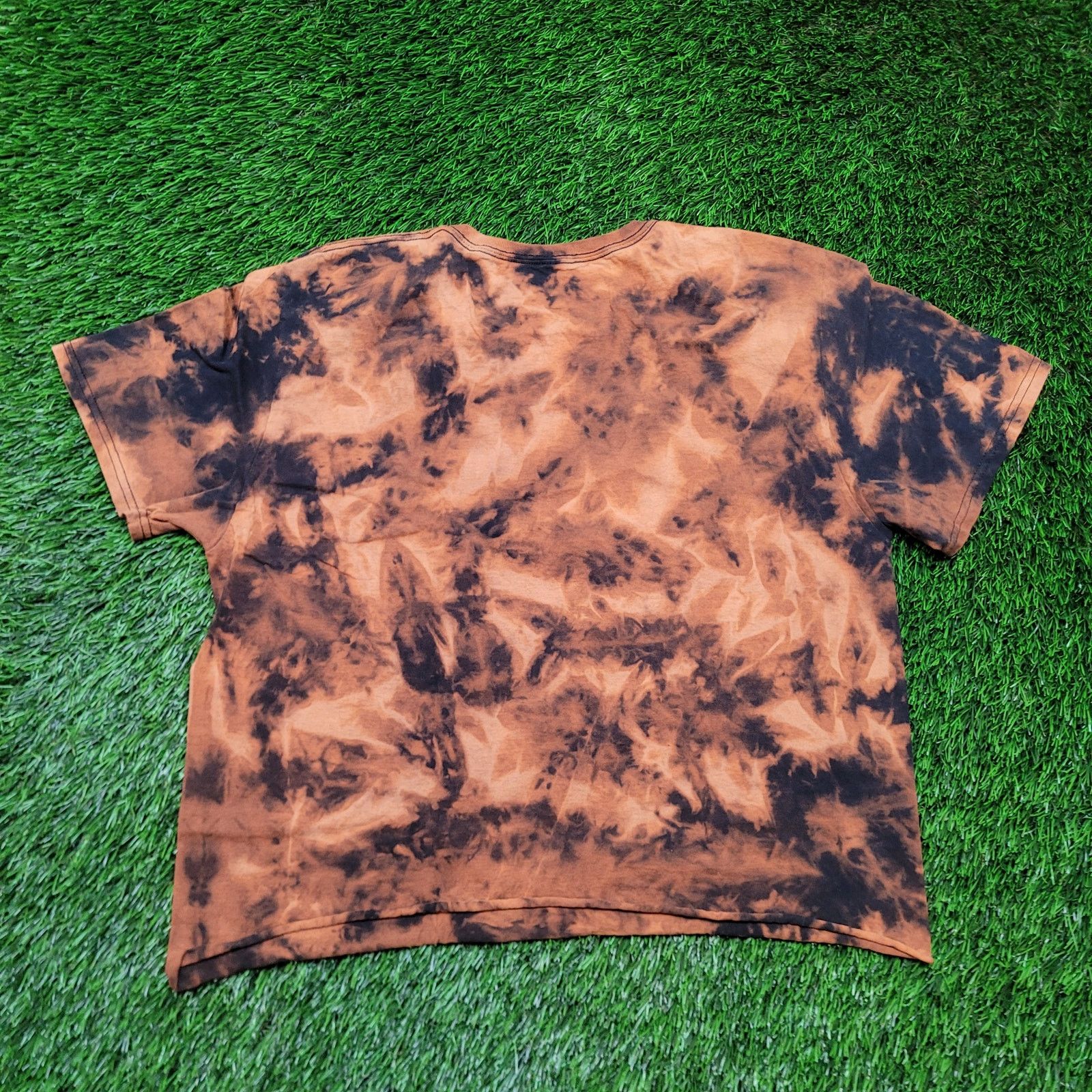 Other 1/1 Custom AC/DC Bleach Dye T-Shirt Womens M/L Cropped Boxy Size L / US 10 / IT 46 - 3 Thumbnail