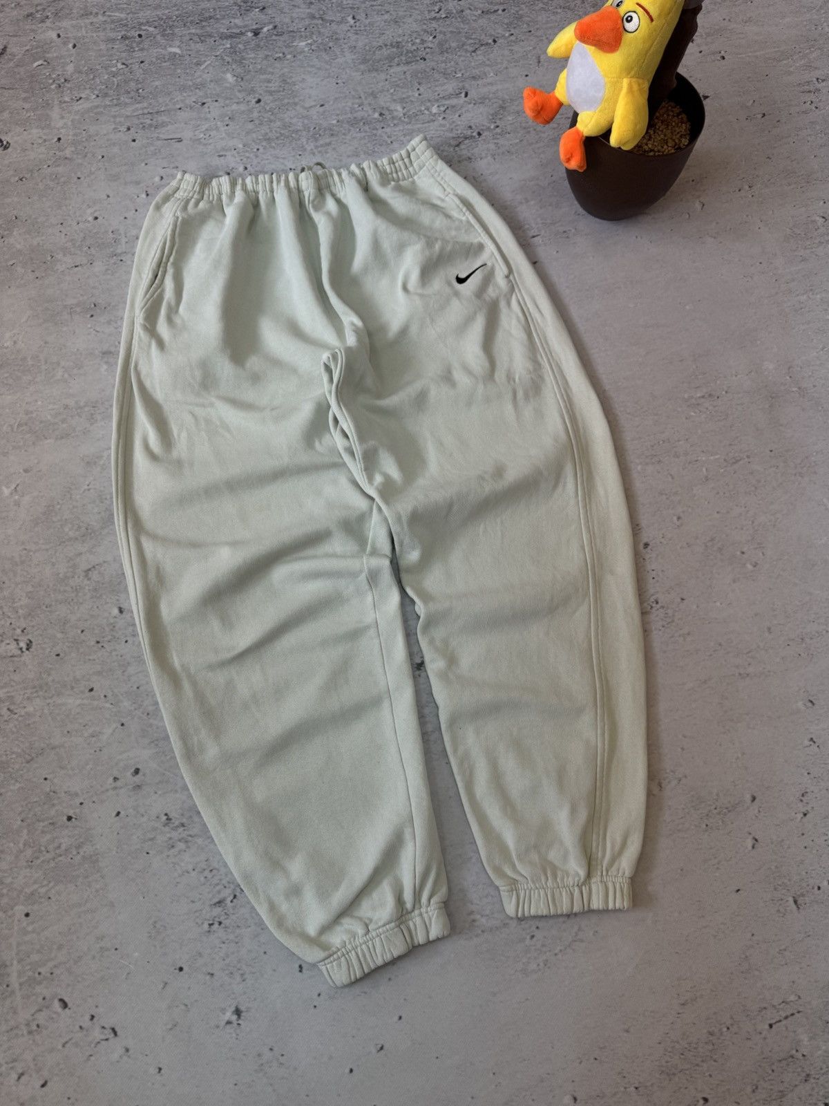 Nike × Vintage NIKE VINTAGE Y2K OVERSIZE BAGGY FIT PANTS SWEATPANTS Size US 34 / EU 50 - 1 Thumbnail