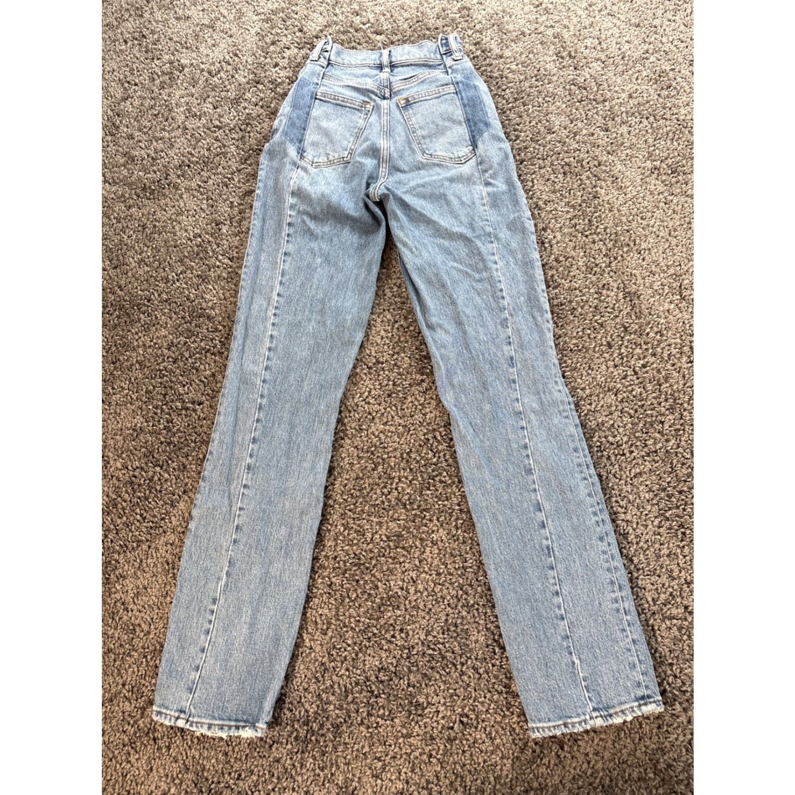 Abercrombie & Fitch VINTAGE Abercrombie & Fitch 90s Straight Jeans Women 0 25x32 Light Blue Cotton High Rise 25 in 32 in Mens? Wait not mens. Department Women. Size 0. Size ONE SIZE - 7 Thumbnail