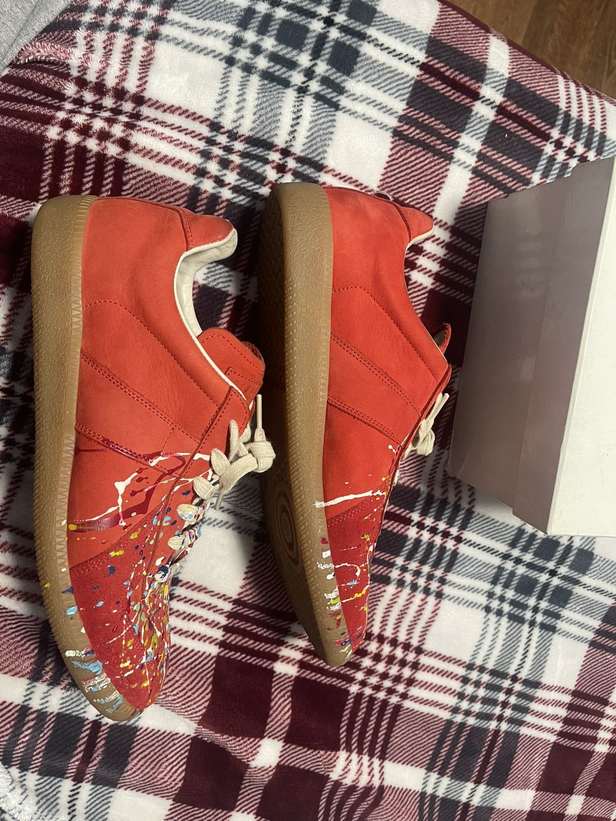 Maison Margiela Maison Margiela Replica Red Paint Splatter Size US 10 / EU 43 - 10 Thumbnail