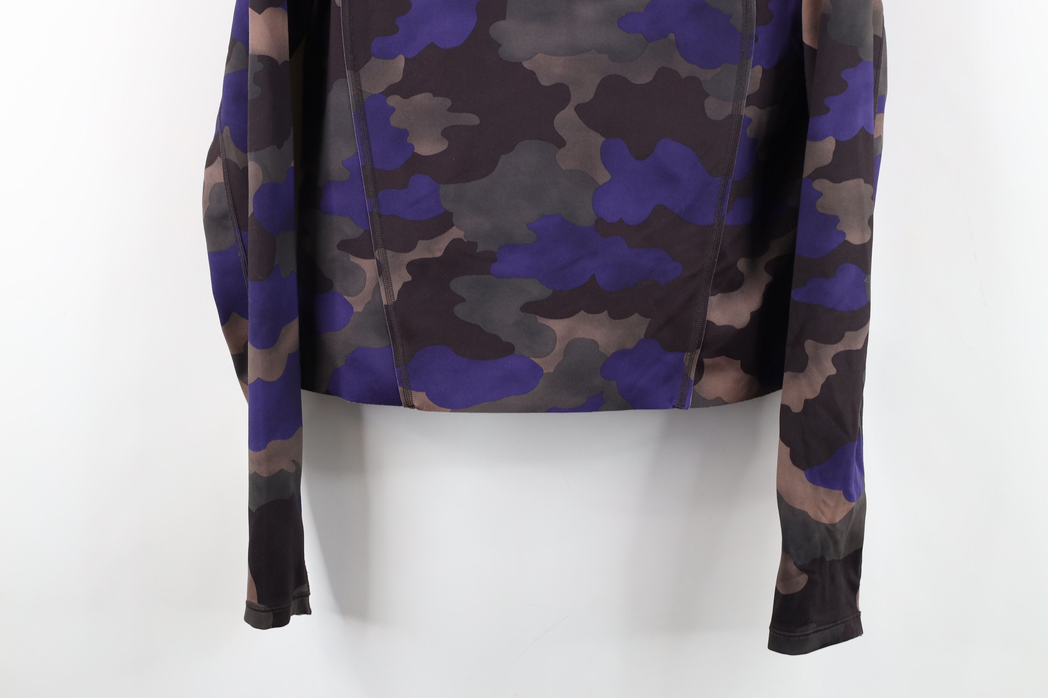 Athleta Athleta Camouflage The Pinnacle Crop Cropped Hoodie Yoga Gym Size XS / US 0-2 / IT 36-38 - 3 Thumbnail