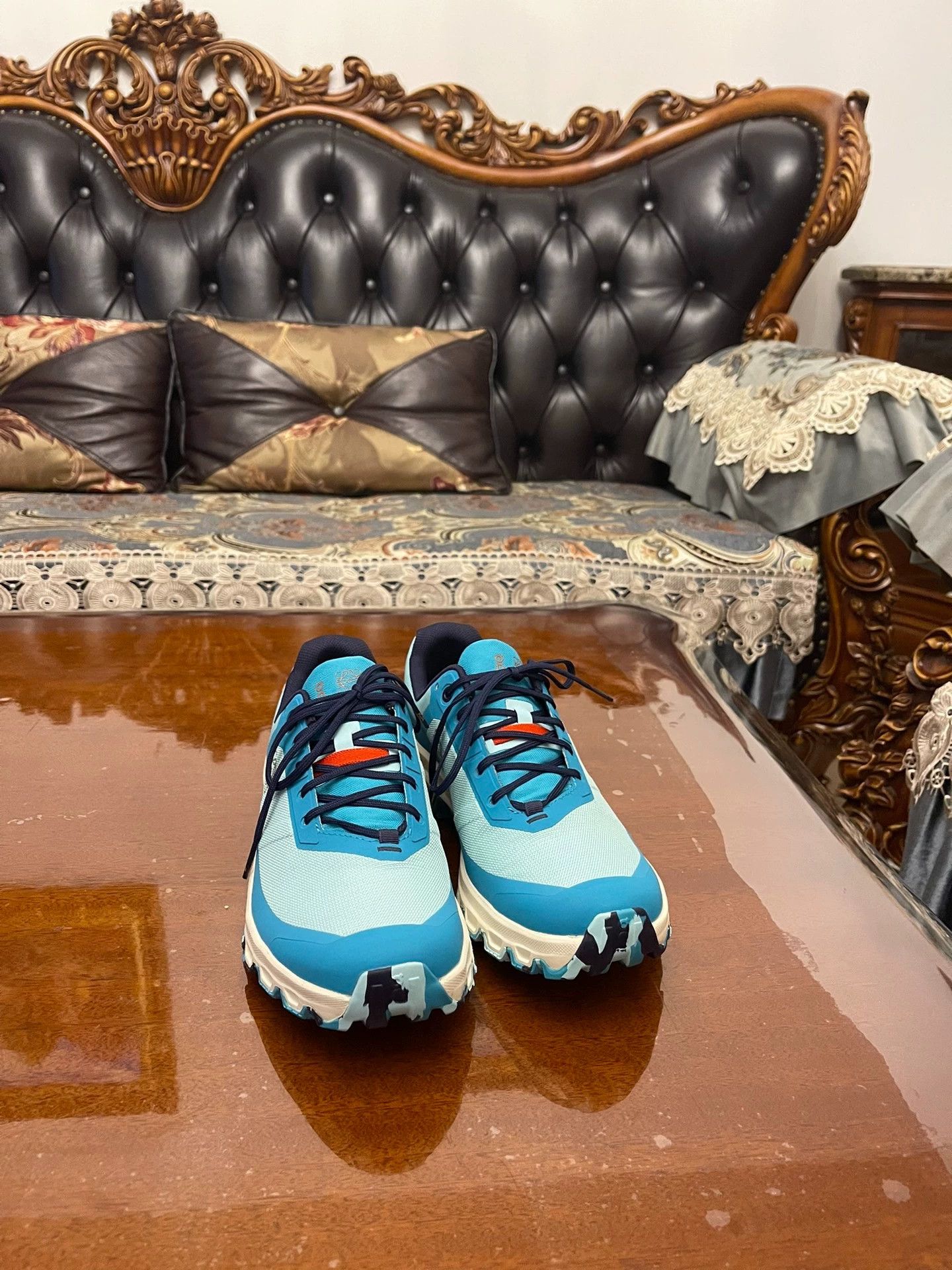 Loewe LOEWE x On Men's UK6.5 Unworn Running/Casual Sneaker Size US 7 / EU 40 - 4 Thumbnail