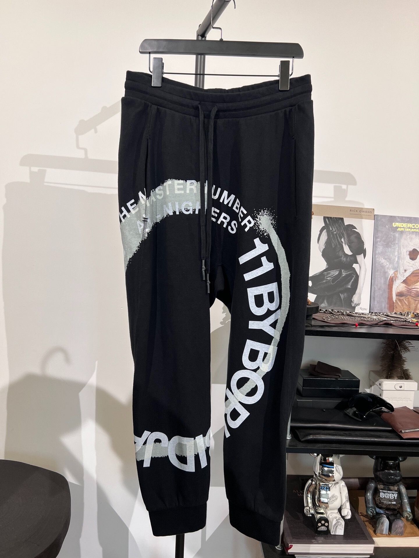 11 By Boris Bidjan Saberi Boris Bidjan Saberi 11by BBS Cuffed Sweatpants Size US 32 / EU 48 - 1 Thumbnail